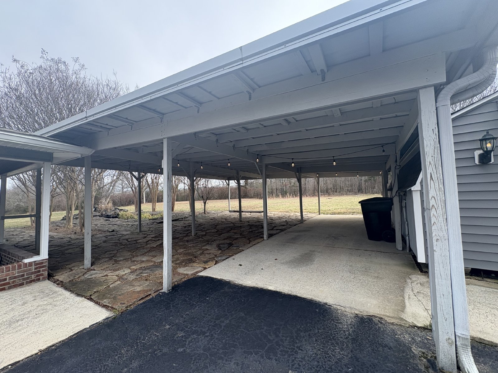 Charming Home Near Lakewood Golf & Country Club in Tullahoma... property image