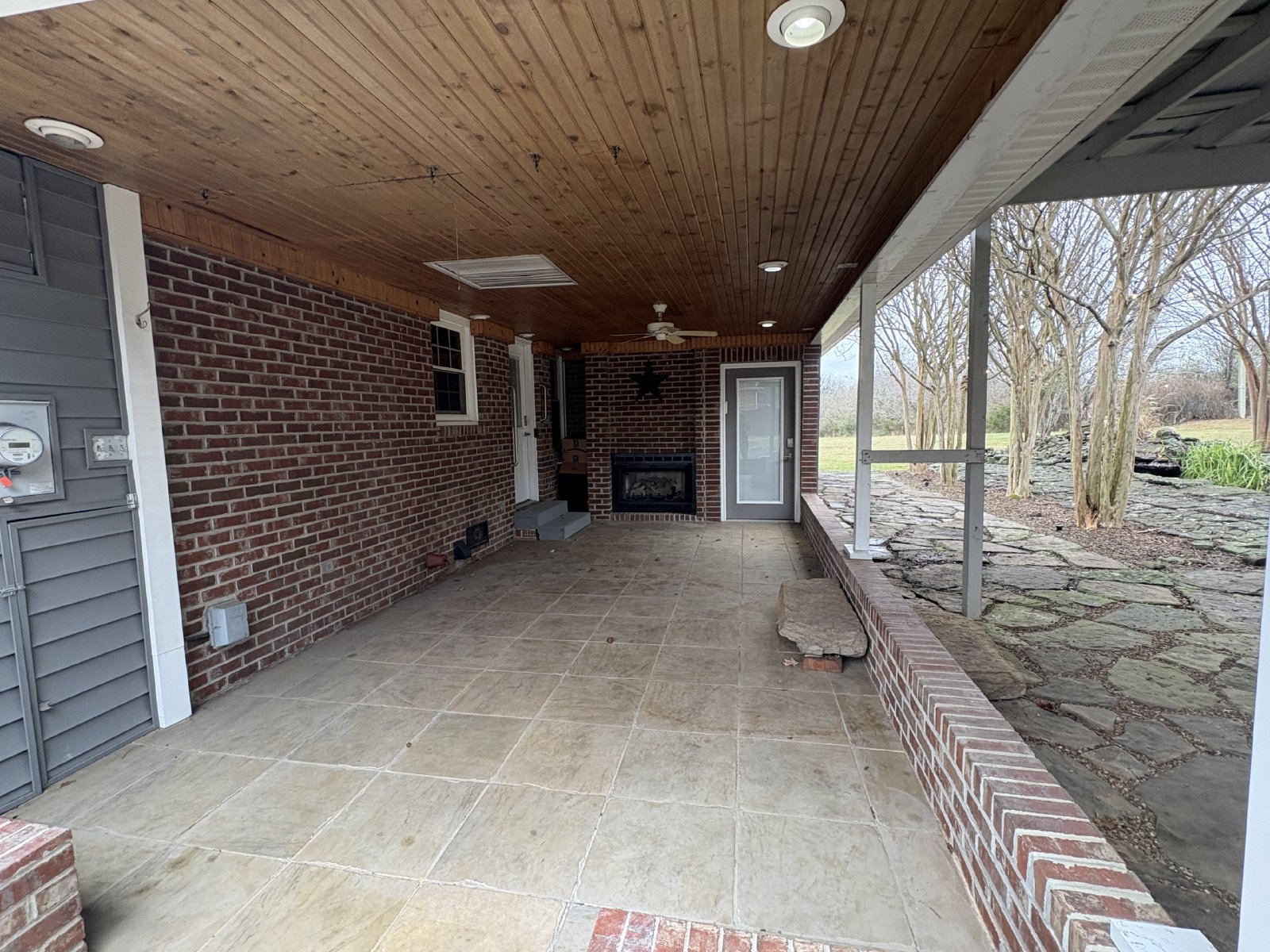 Charming Home Near Lakewood Golf & Country Club in Tullahoma... property image