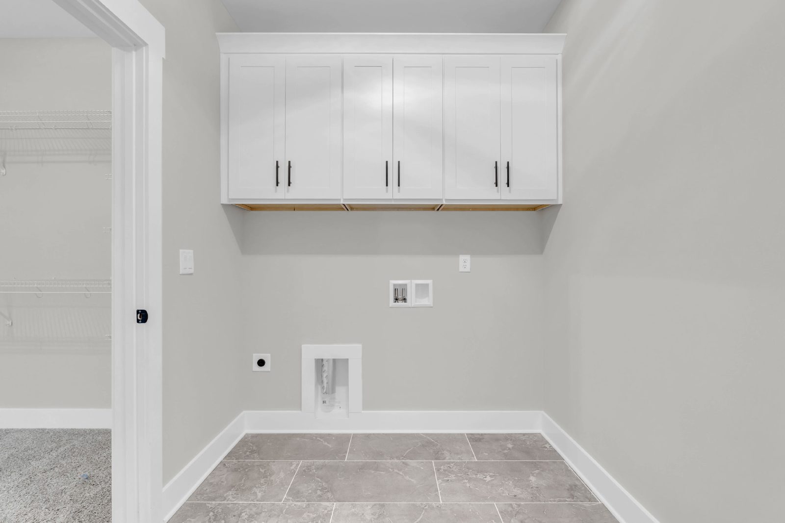 New Build with Location + Plenty Of Space + Incredible Community - 4 Beds, 3.5 Baths, Soaring Ceilings, 2 Car Garage. property image