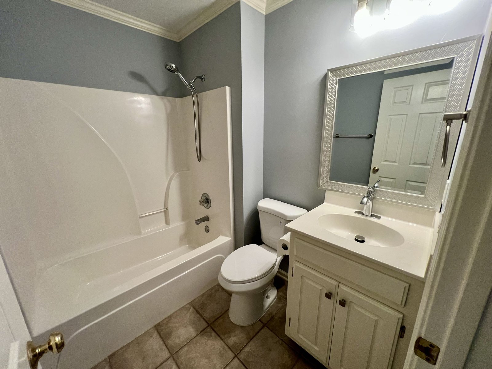 All Brick 3 Bed/2 Bath + 2 Car Garage & Enclosed Back porch property image