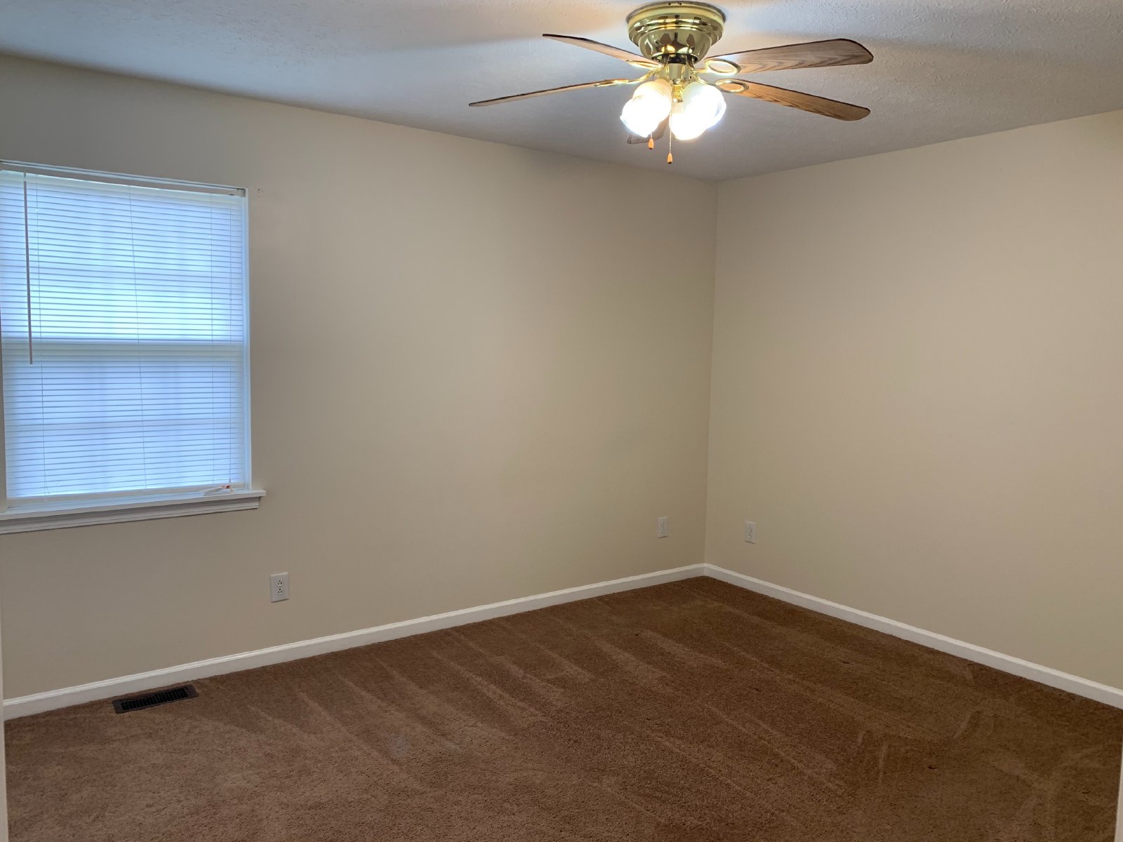 Adorable 3 Bedroom Home with Large Yard!... property image