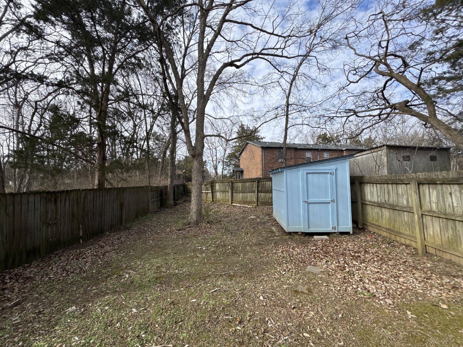 Updated 3BR Home Near Percy Priest & Airport – Fenced Yard & Easy Commute property image