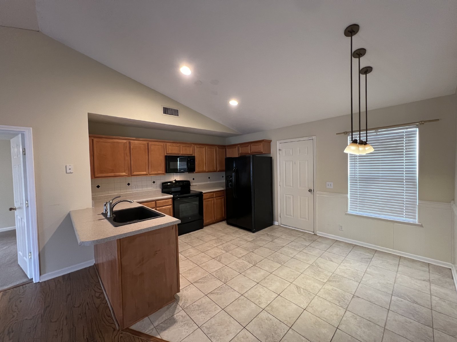 Available Now 3 BR 2 Bath Home in Lavernge with Fenced in Backyard! property image