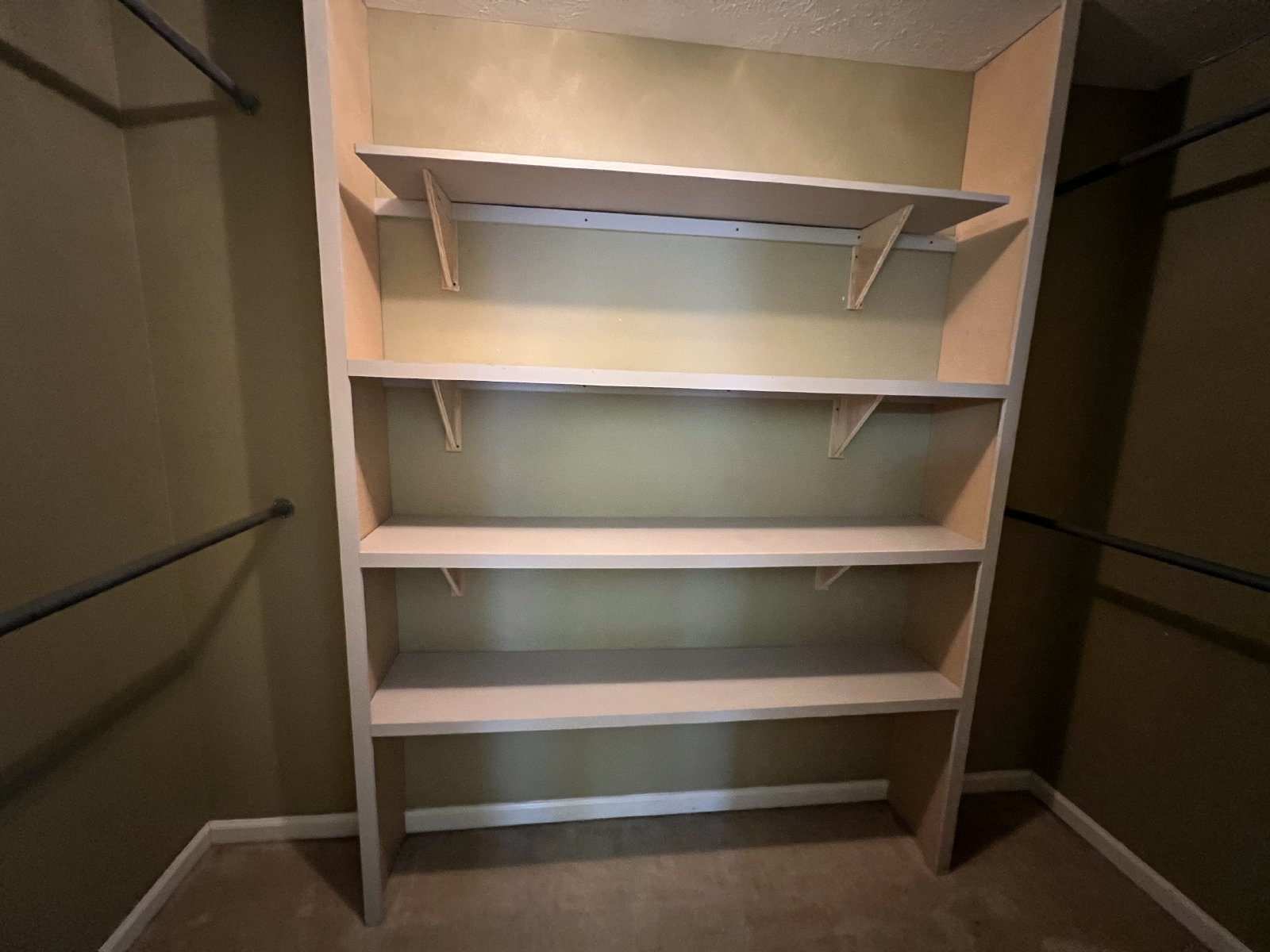 Available Now 3 BR 2 Bath Home in Lavernge with Fenced in Backyard! property image