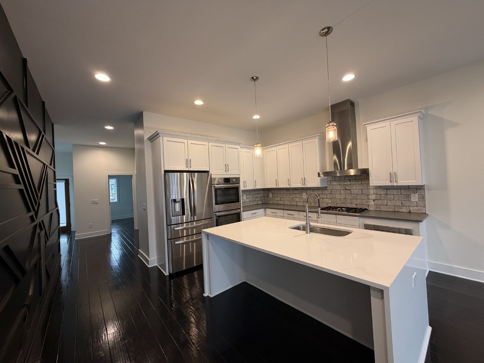 Beautiful Modern Home in Nashville Near the Fairgrounds property image