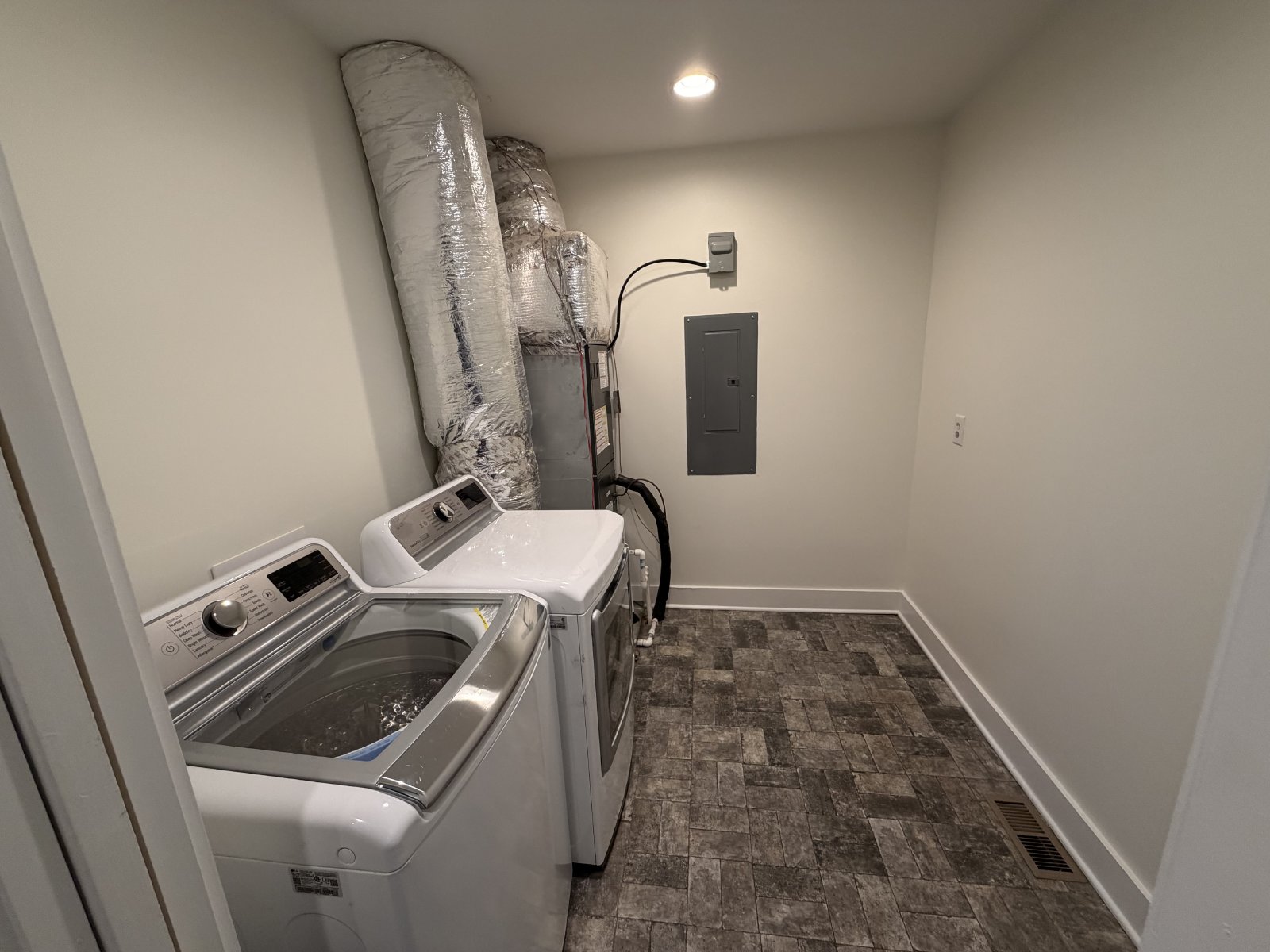 Beautiful Modern Home in Nashville Near the Fairgrounds property image