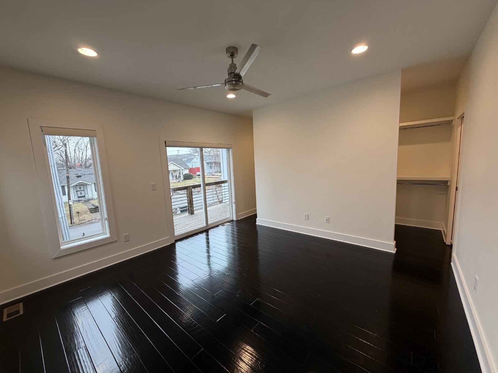 Beautiful Modern Home in Nashville Near the Fairgrounds property image