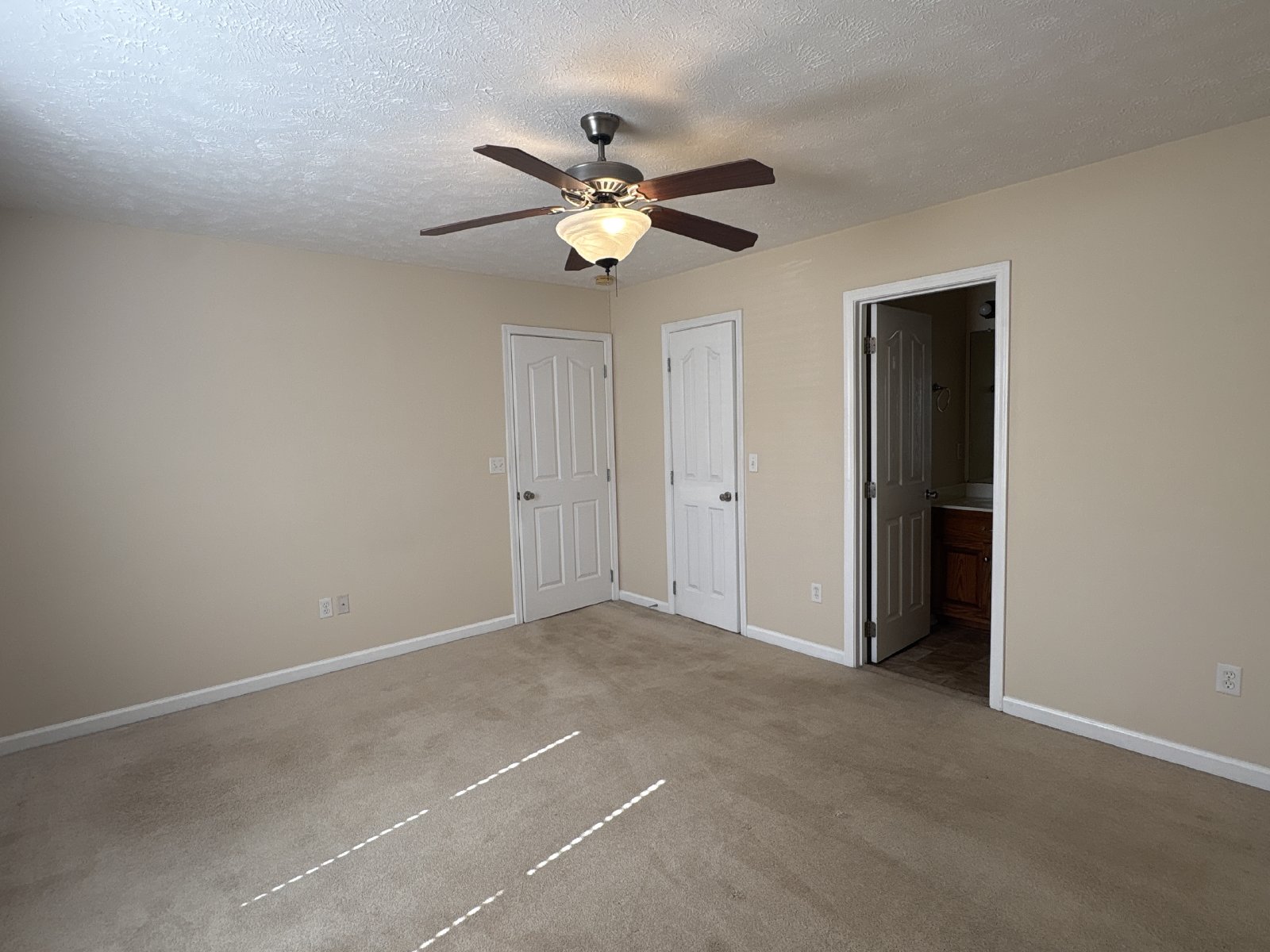 Spacious 3 Bedroom Home with Large Yard!! property image