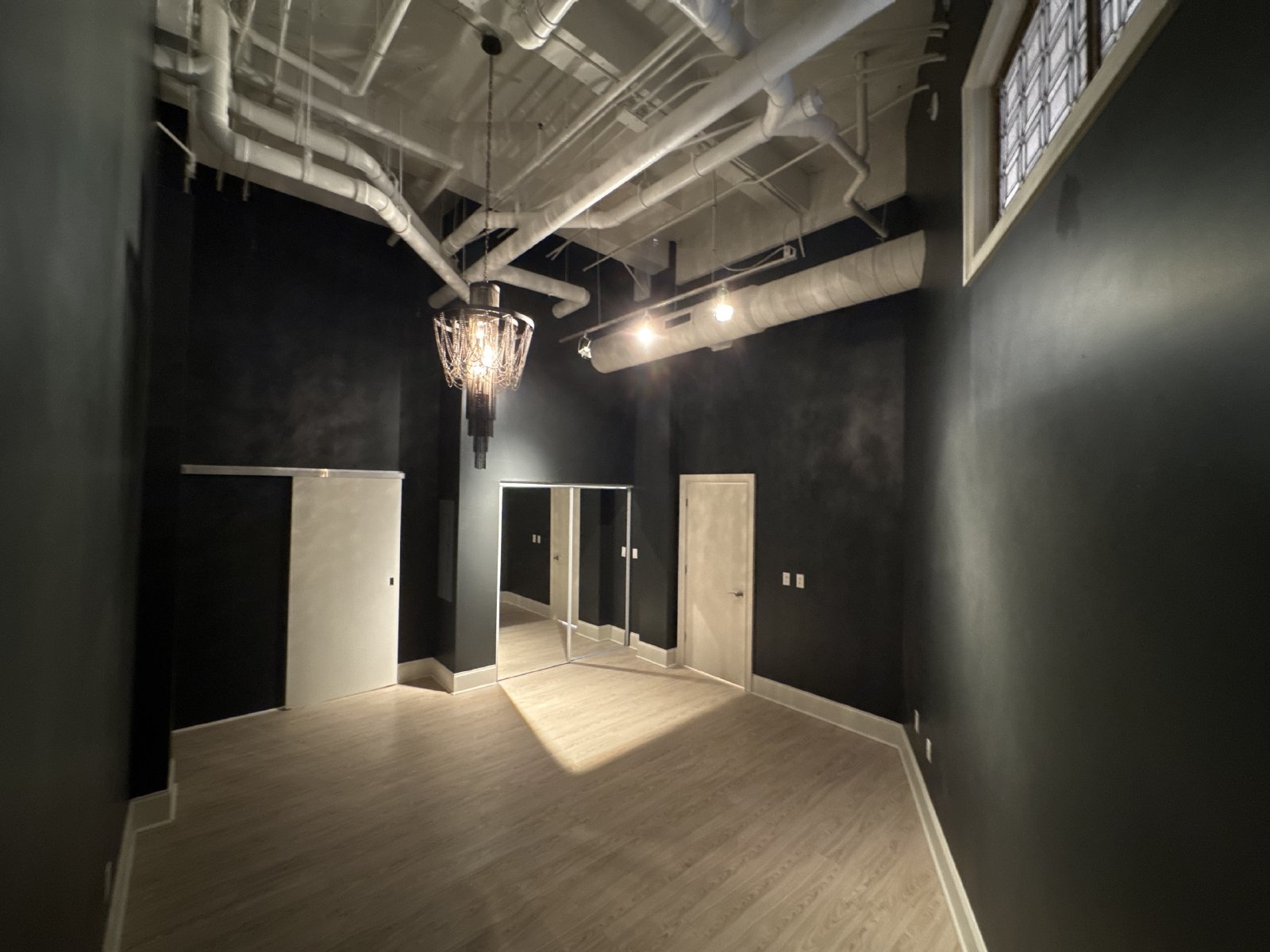 Iconic Kress Building 2BR Condo with Parking & Sound Panels property image