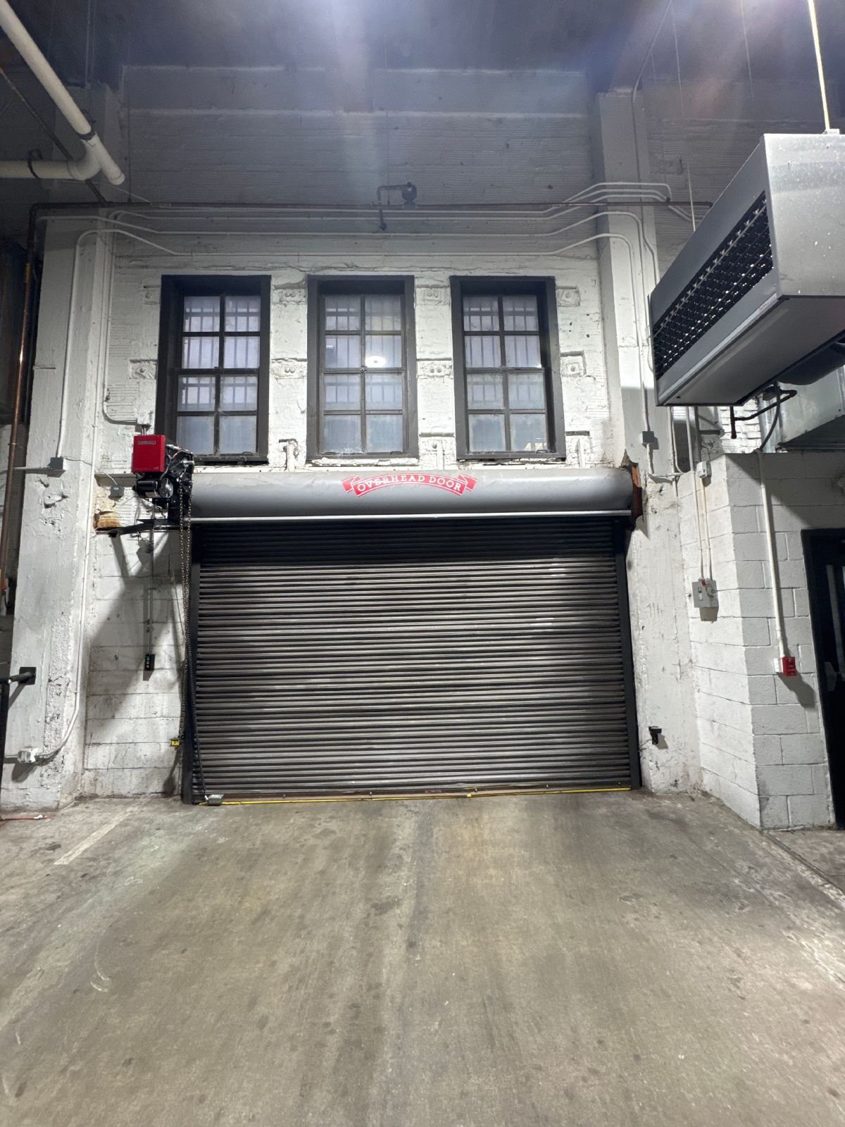 Iconic Kress Building 2BR Condo with Parking & Sound Panels property image