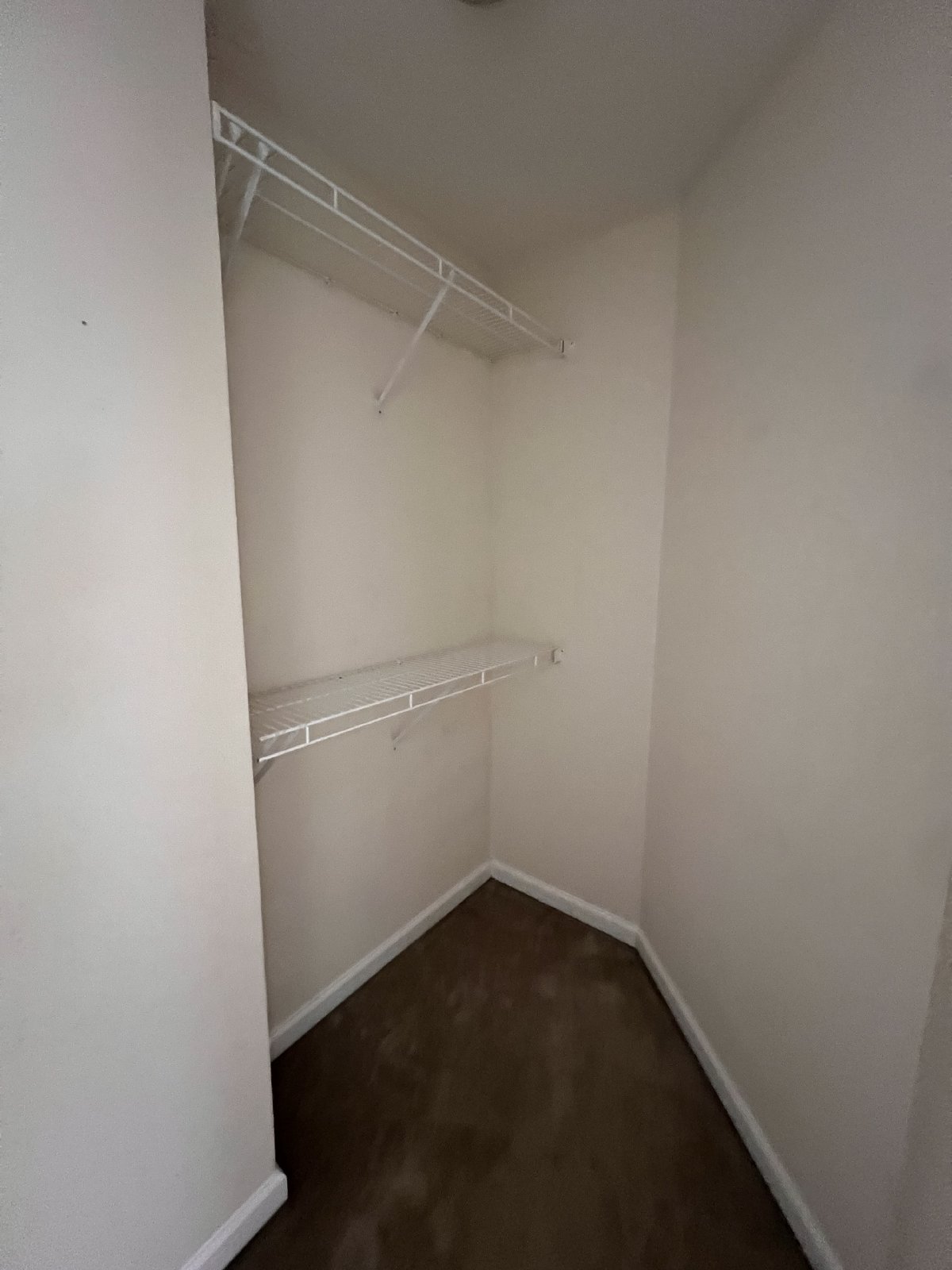 Available Now! 2 Bed, 2.5 Bath Townhome in The Cottages Of Lake Forest property image