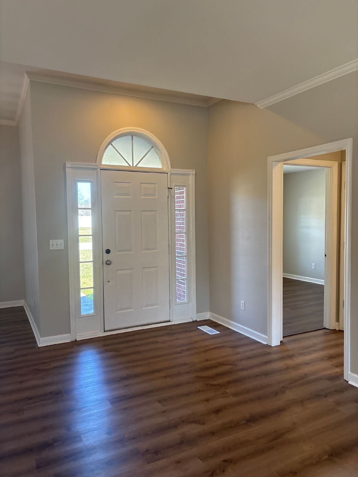 Spacious 3 Bedroom Home In Manchester... property image