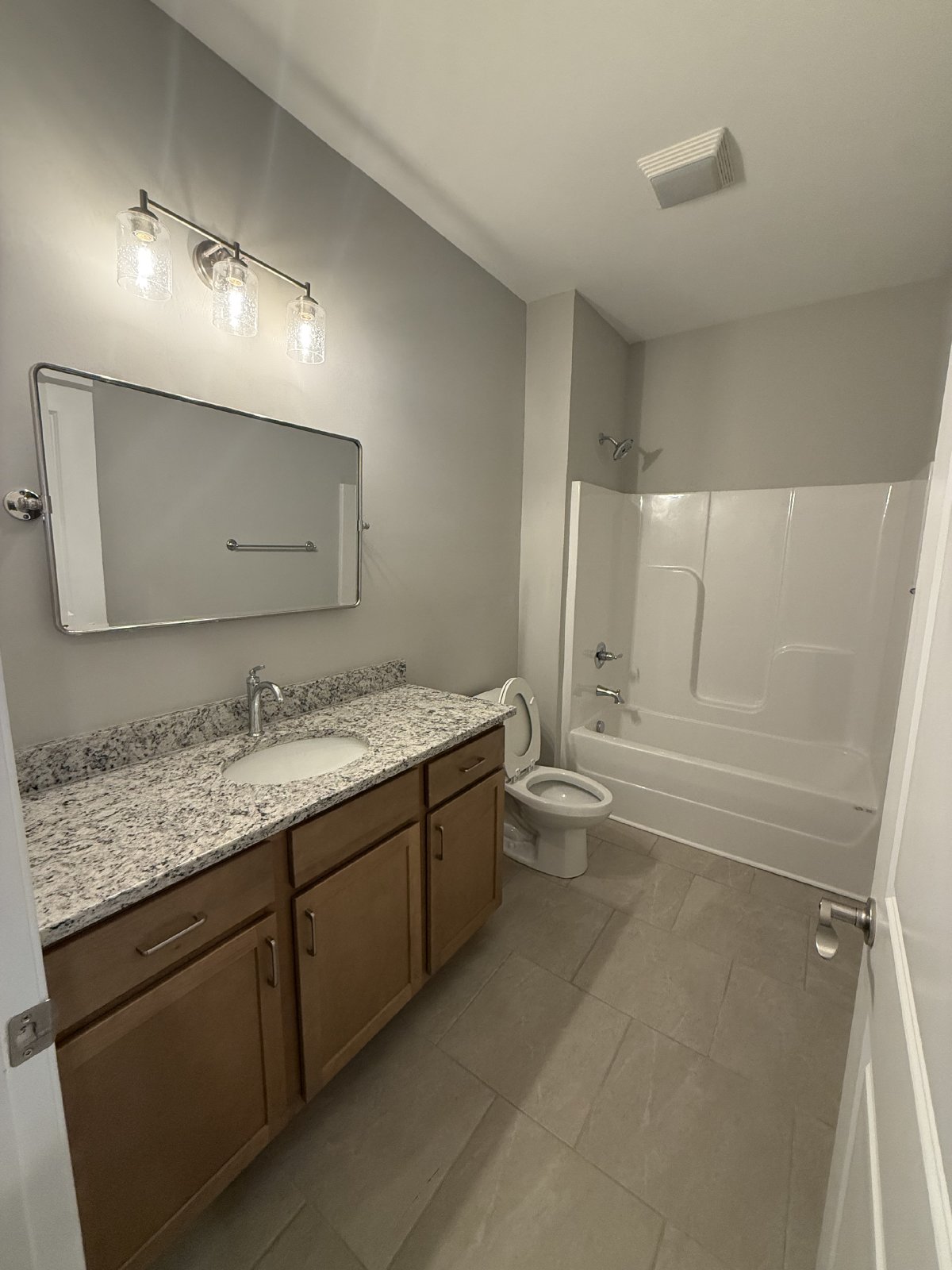 For Lease – Spacious Townhome in Hixson property image