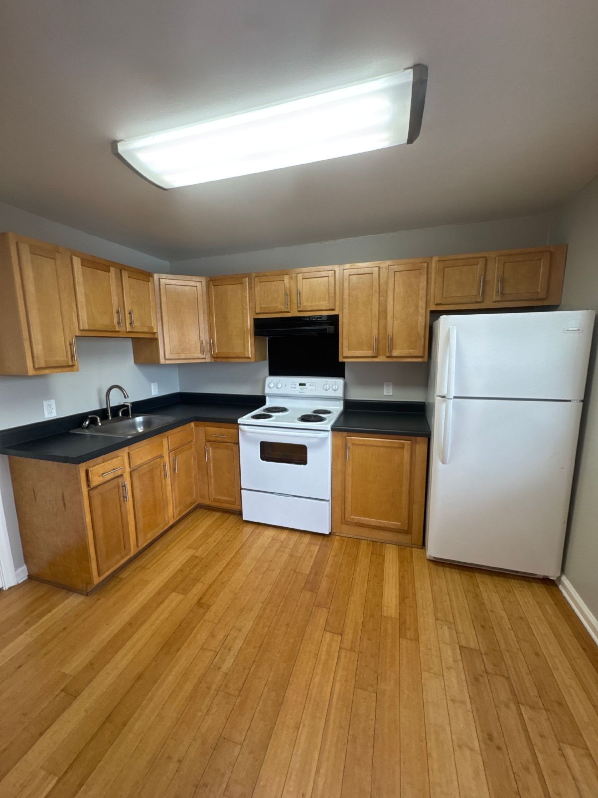 1 Bedroom Efficiency – Close to Downtown Nashville – Section 8 Accepted property image