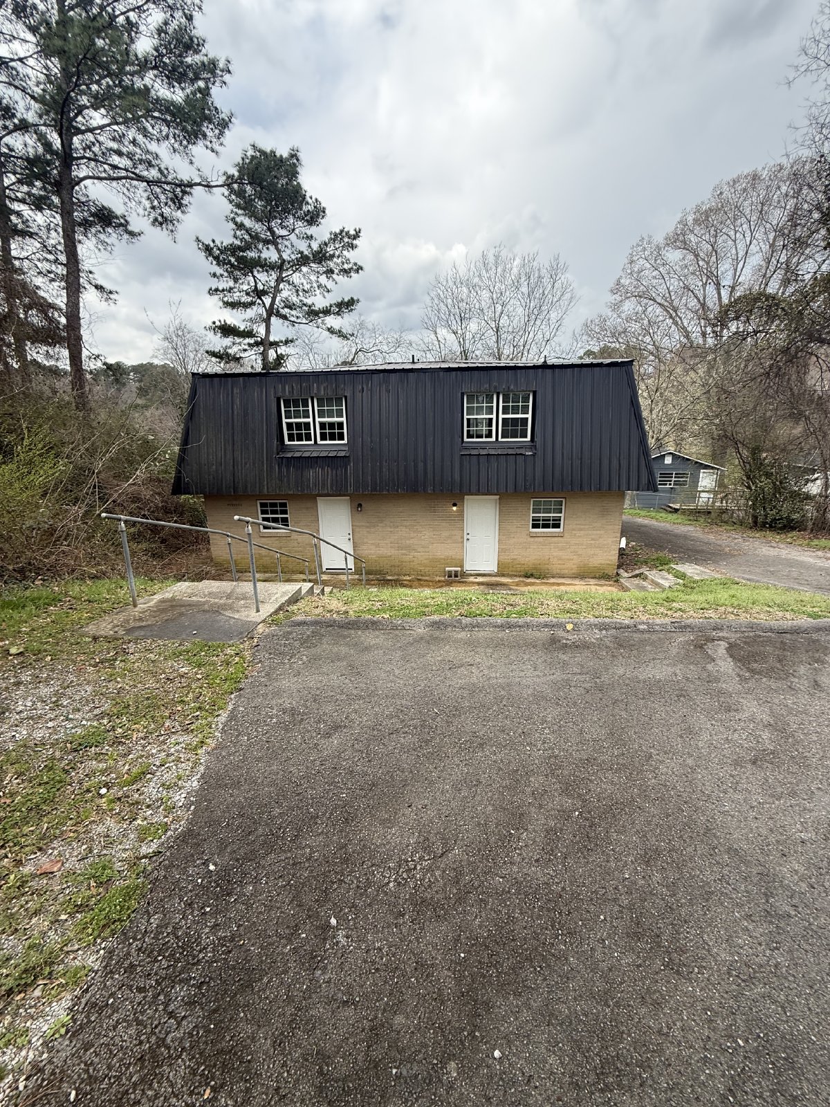 Looking for a comfortable place to call home? take a look at 810 Schmitt Rd, Rossville, GA! property image