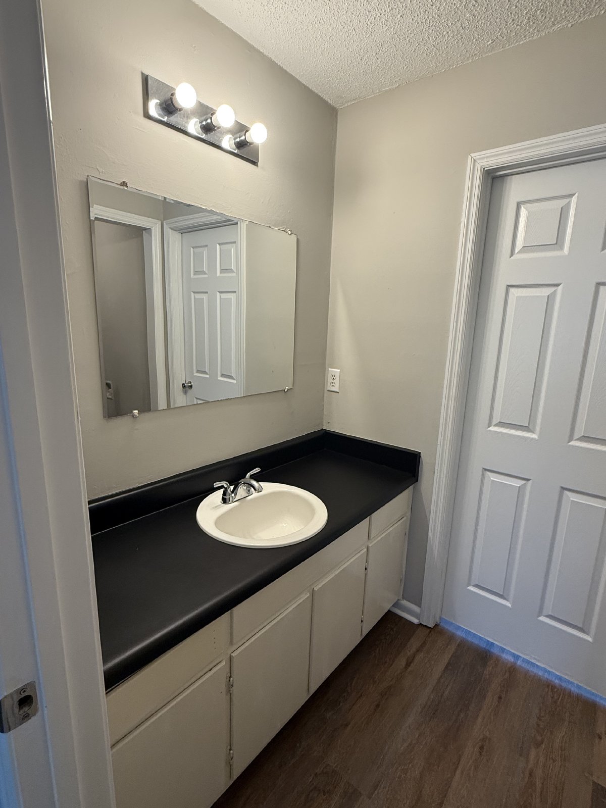 Looking for a comfortable place to call home? take a look at 810 Schmitt Rd, Rossville, GA! property image