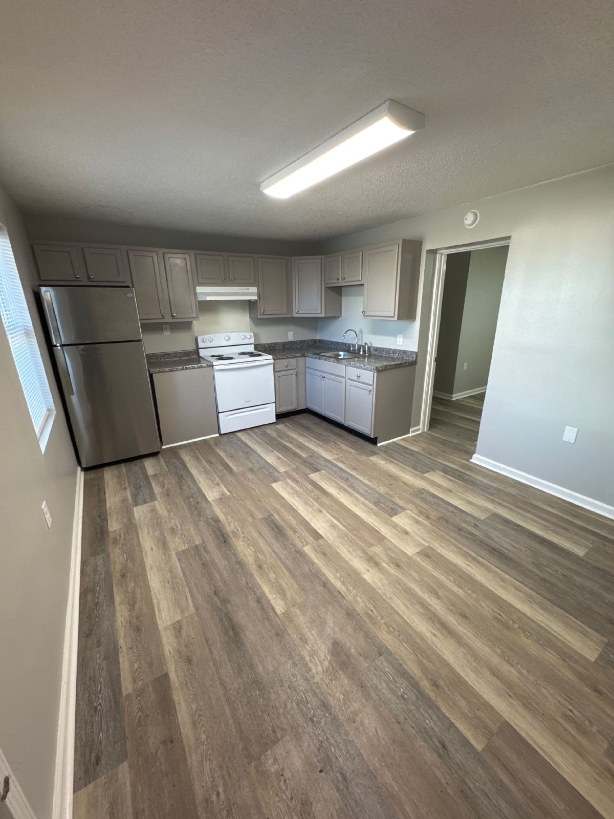 1 Bedroom Efficiency – Close to Downtown Nashville – Section 8 Accepted property image