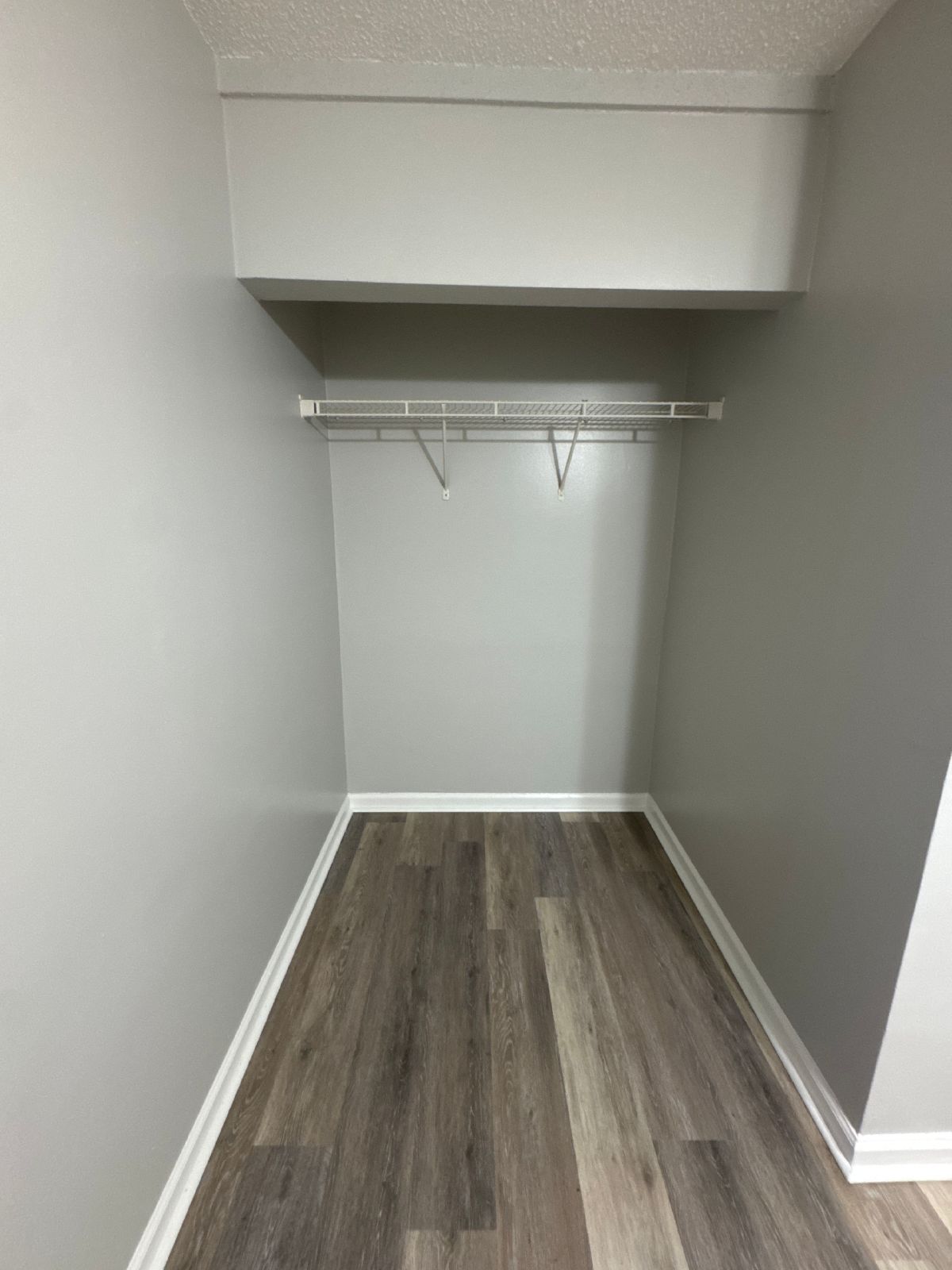 1 Bedroom Efficiency – Close to Downtown Nashville – Section 8 Accepted property image