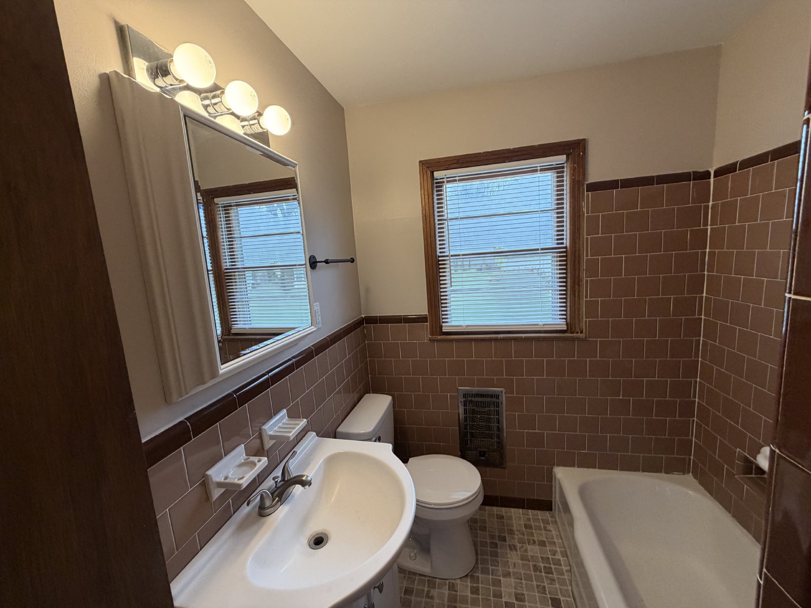 Charming 3 Bed 1 Bath Home in Murfreesboro property image