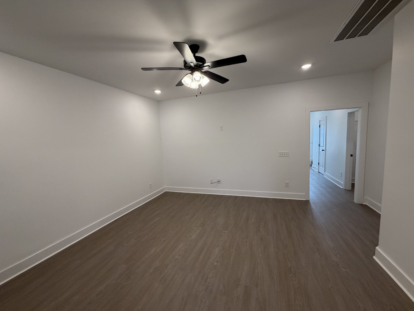 New Build 3 Bed 2.5 Bath Townhome in Shelbyville with a Move in Special property image