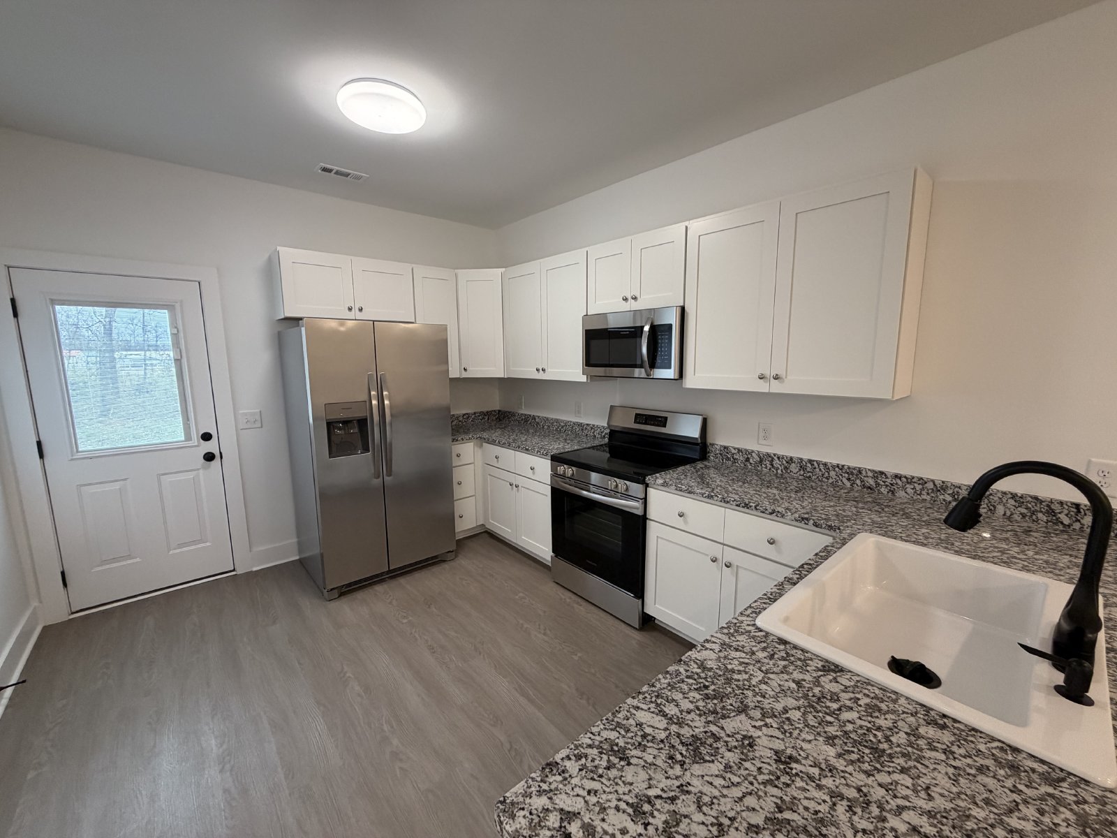 New Build 3 Bed 2.5 Bath Townhome in Shelbyville with a Move in Special property image