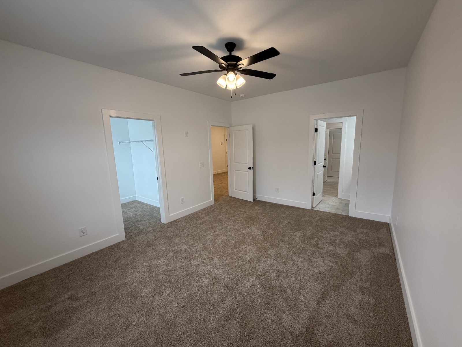 New Build 3 Bed 2.5 Bath Townhome in Shelbyville with a Move in Special property image