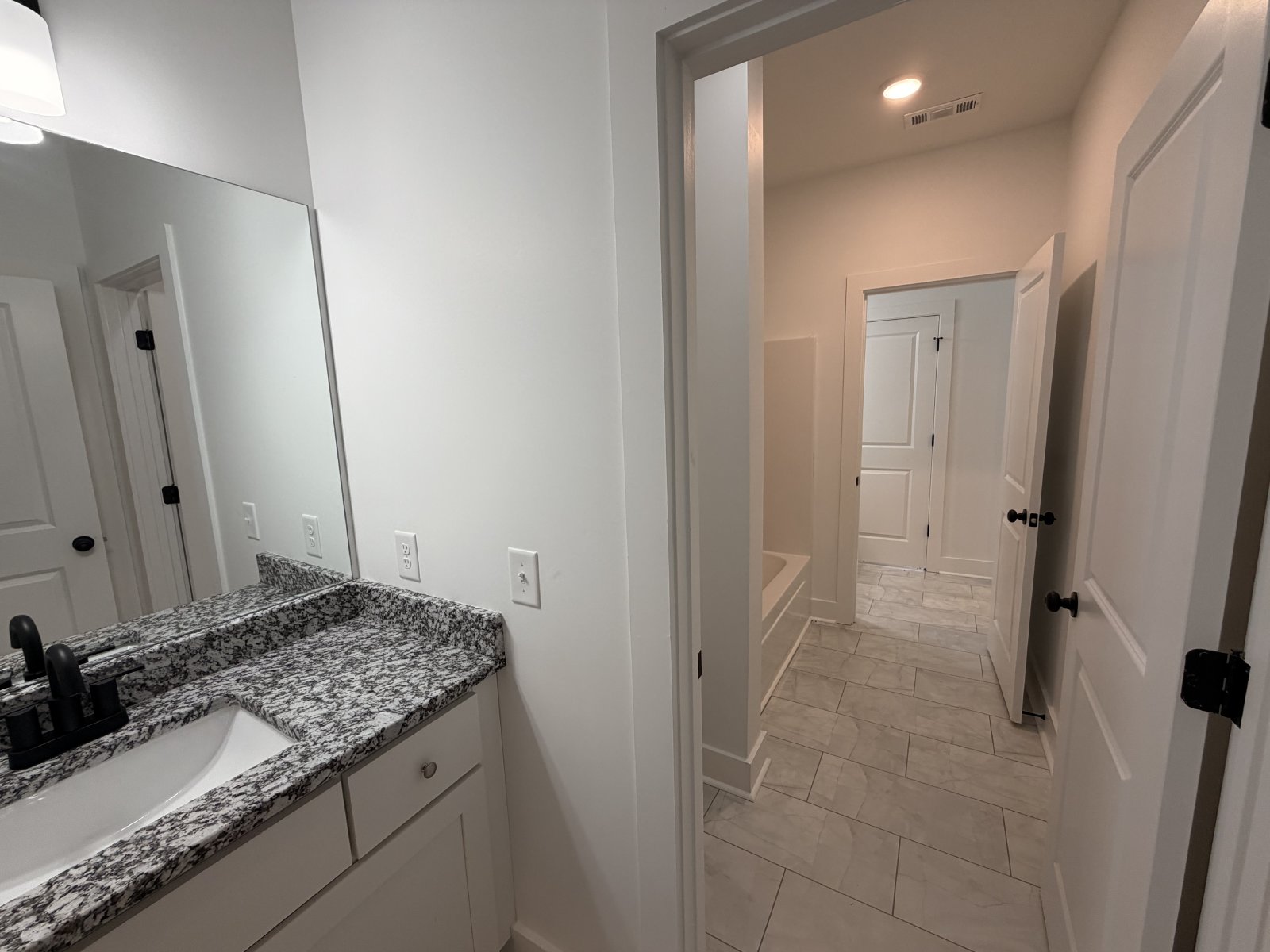 New Build 3 Bed 2.5 Bath Townhome in Shelbyville with a Move in Special property image