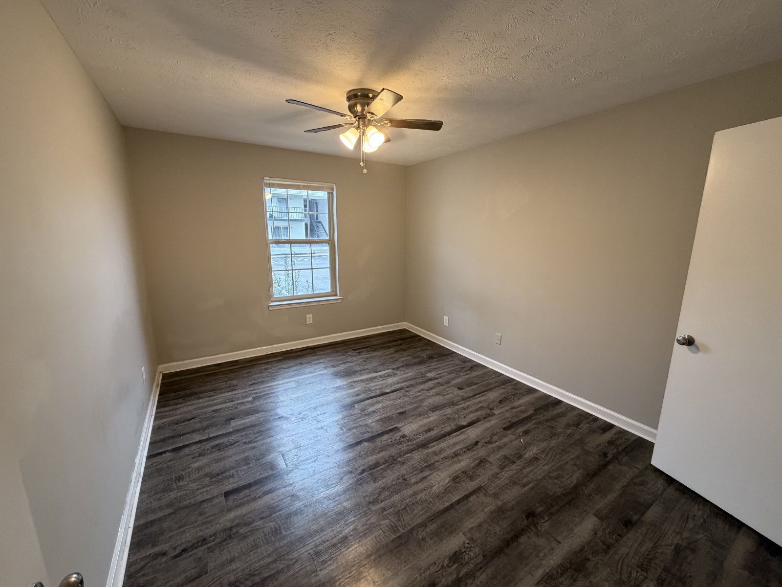 1 Bed 1 Bath Apartment Near MTSU property image