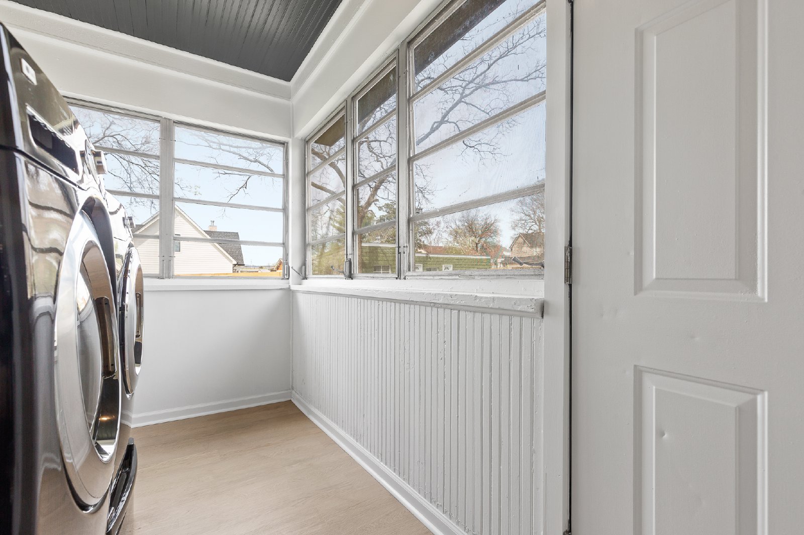 Charming + Modern Highland Park Home - 3 Beds, 2 Baths, Fenced Yard, + Plenty of Parking! property image