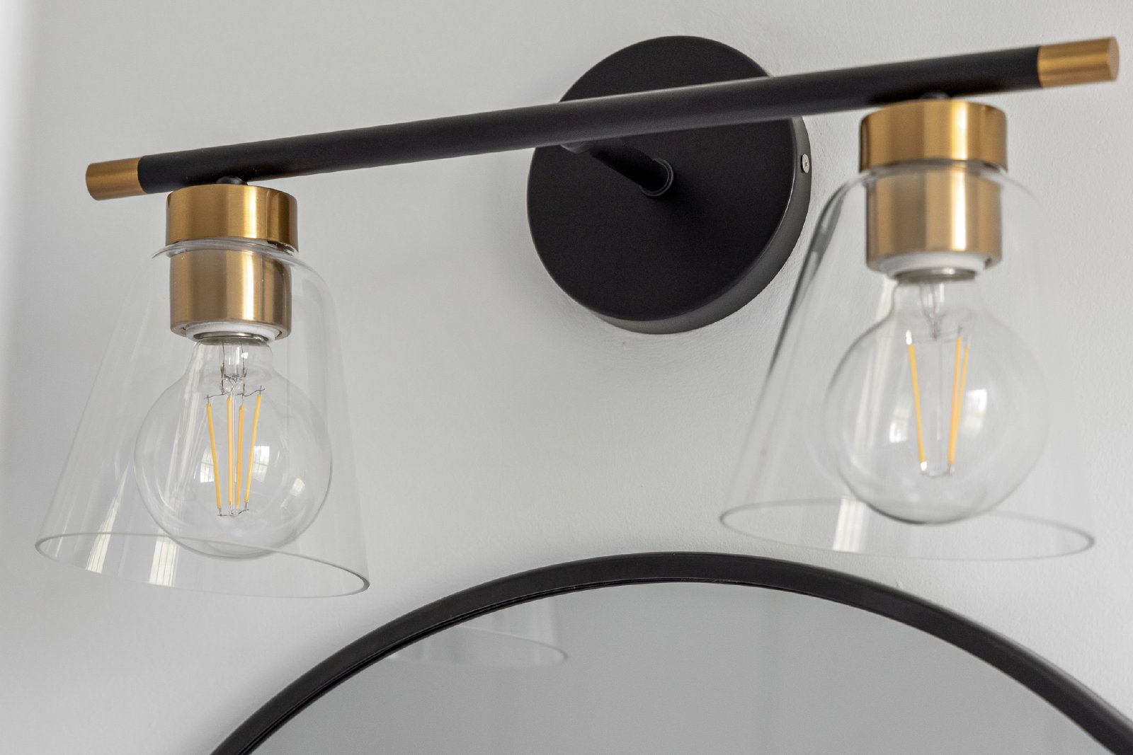 Charming + Modern Highland Park Home - 3 Beds, 2 Baths, Fenced Yard, + Plenty of Parking! property image