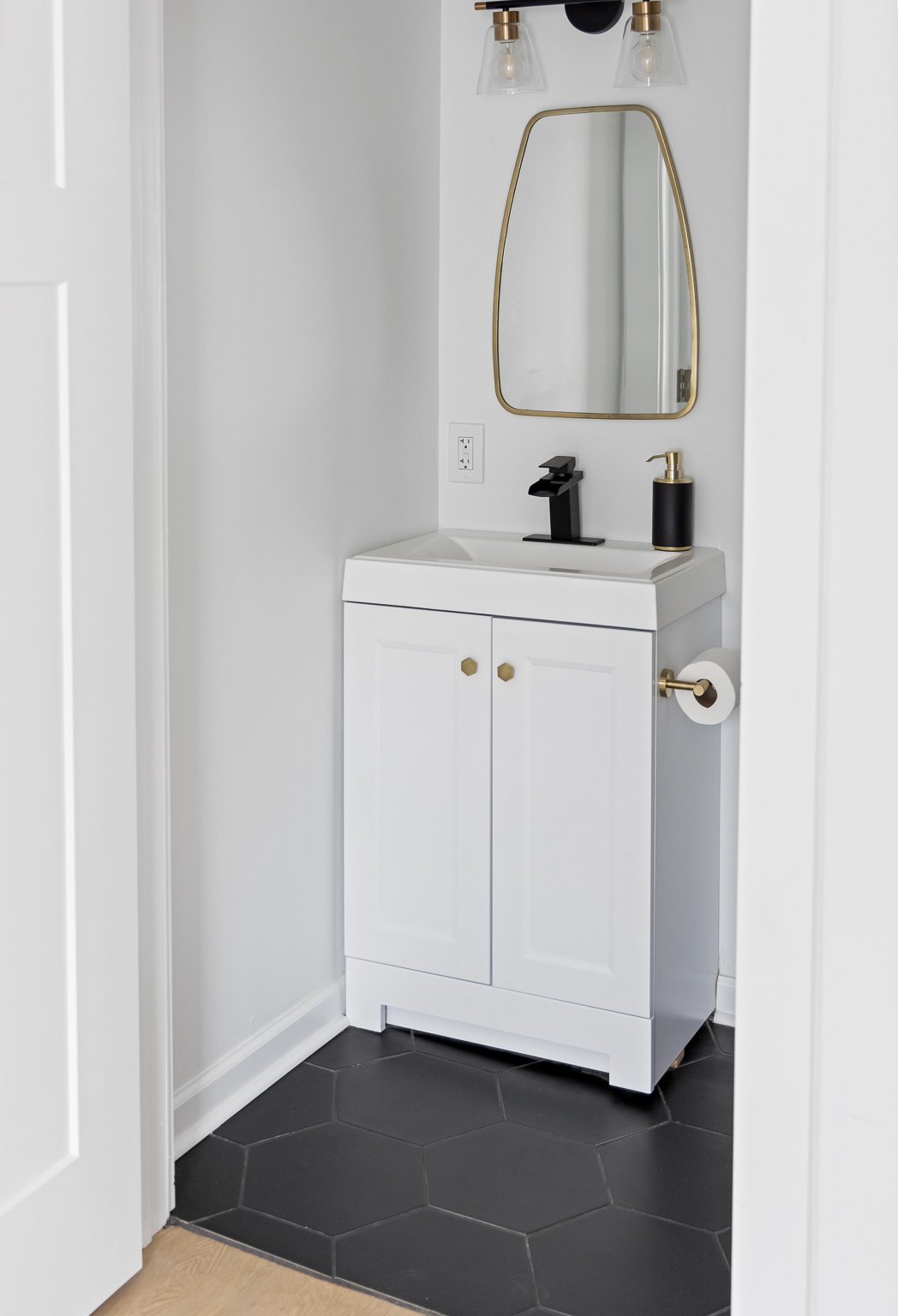 Charming + Modern Highland Park Home - 3 Beds, 2 Baths, Fenced Yard, + Plenty of Parking! property image