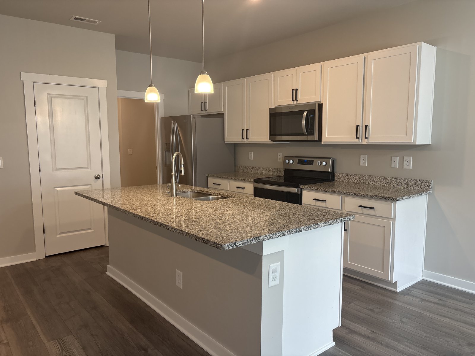 Beautiful 3 Bed 2 Bath TownHome in Shelbyville property image