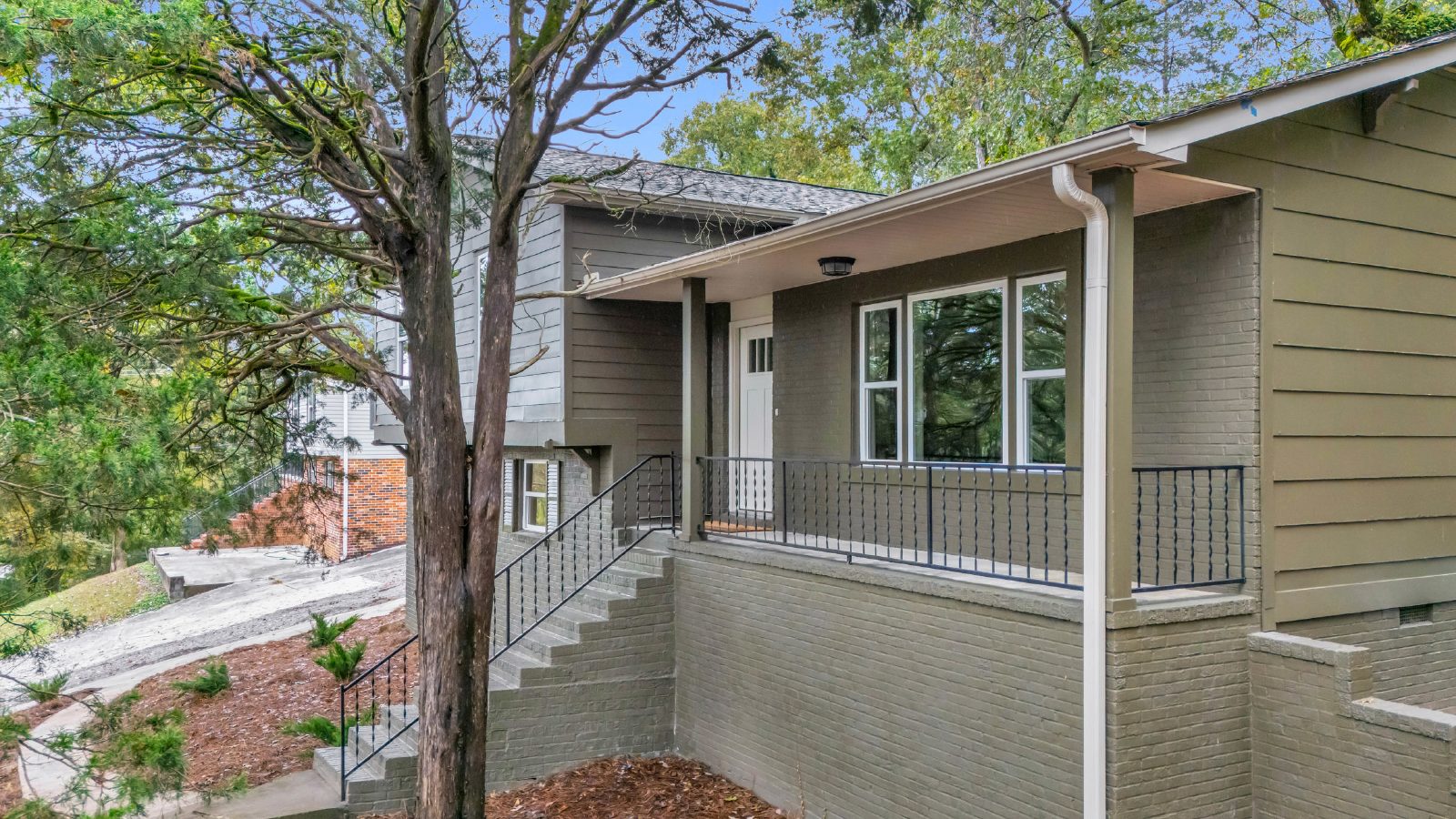 Retreat Like Feel + Practically New! 4 Beds, 3 Baths, Over 2,000 Sq Ft. with Glimpses of Nickajack Lake! property image