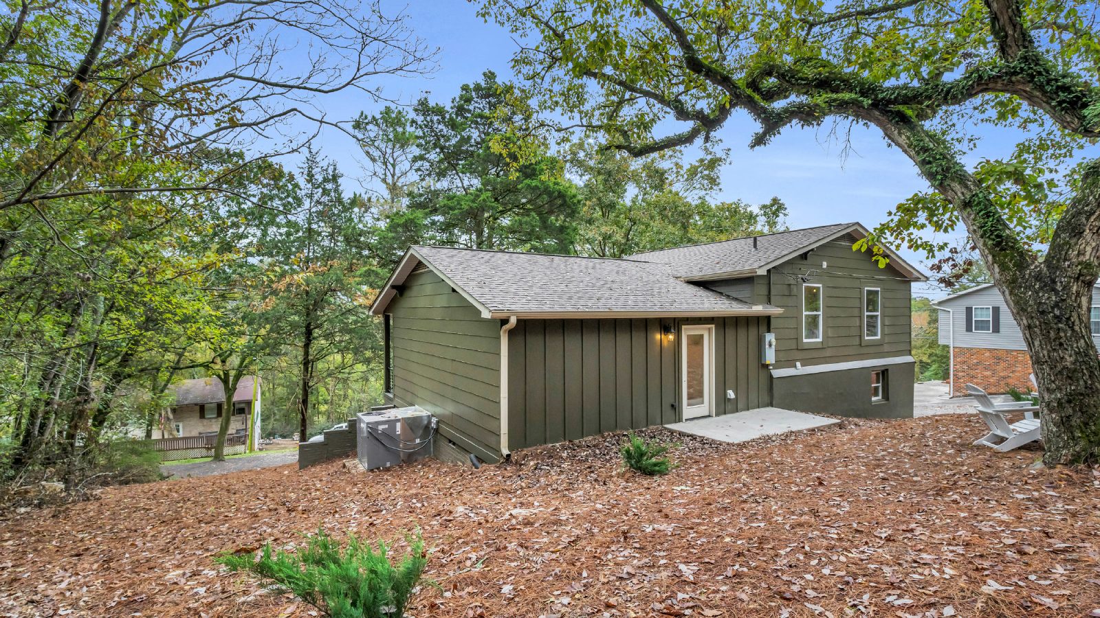 Retreat Like Feel + Practically New! 4 Beds, 3 Baths, Over 2,000 Sq Ft. with Glimpses of Nickajack Lake! property image