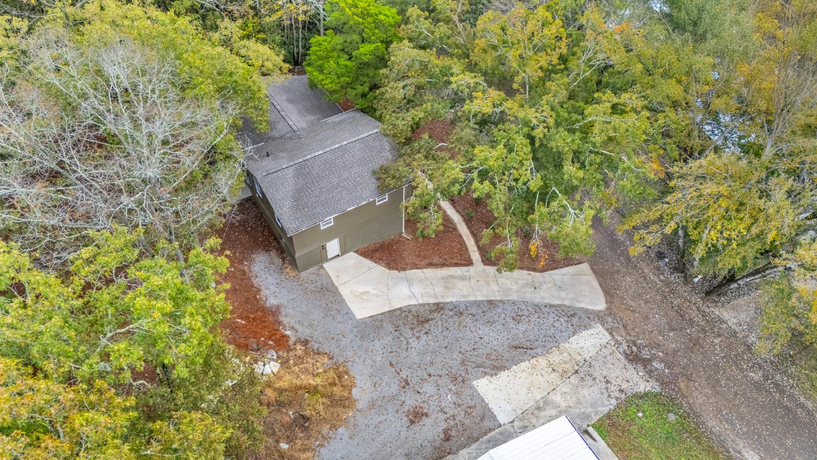 Retreat Like Feel + Practically New! 4 Beds, 3 Baths, Over 2,000 Sq Ft. with Glimpses of Nickajack Lake! property image