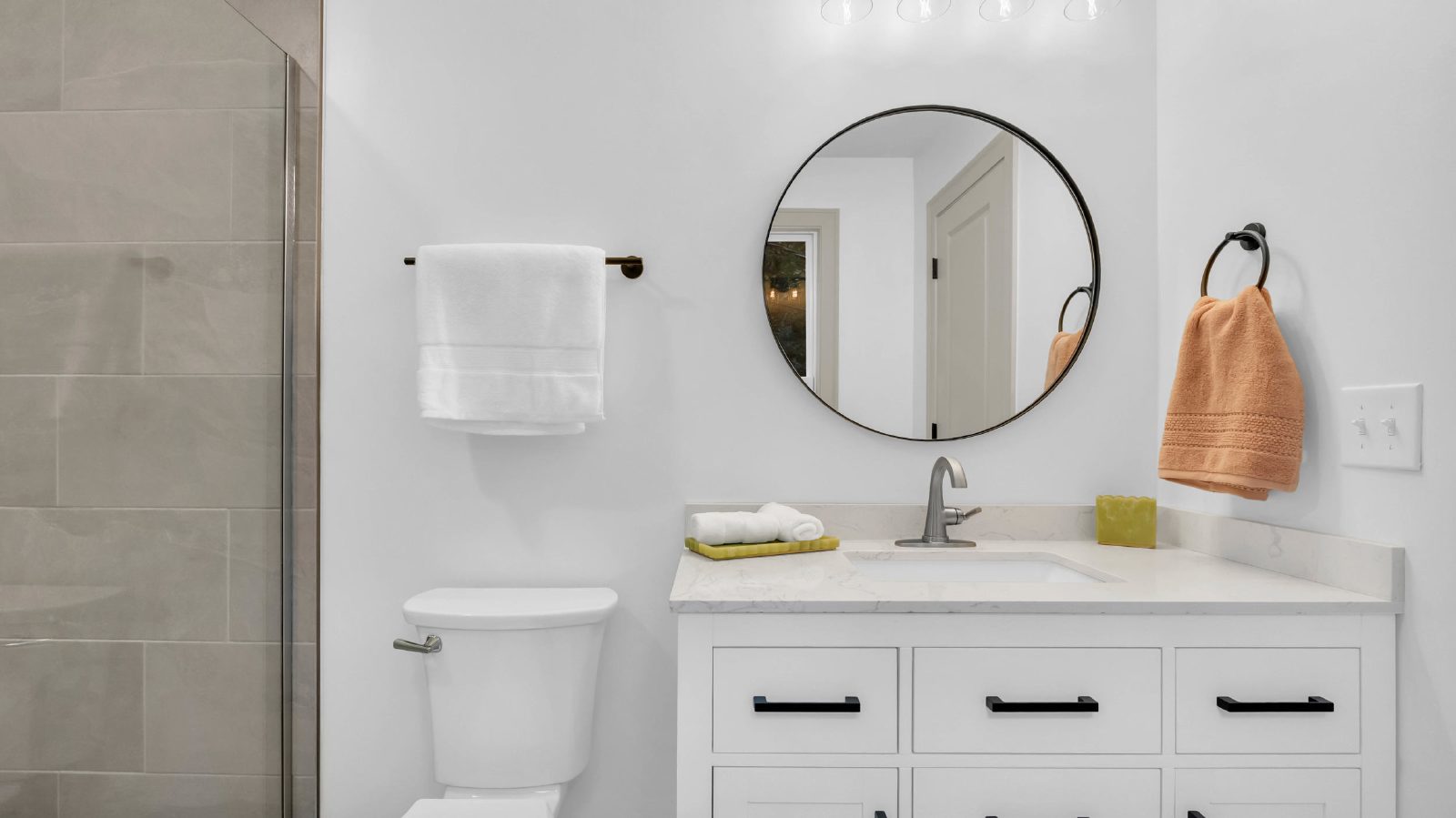 Retreat Like Feel + Practically New! 4 Beds, 3 Baths, Over 2,000 Sq Ft. with Glimpses of Nickajack Lake! property image