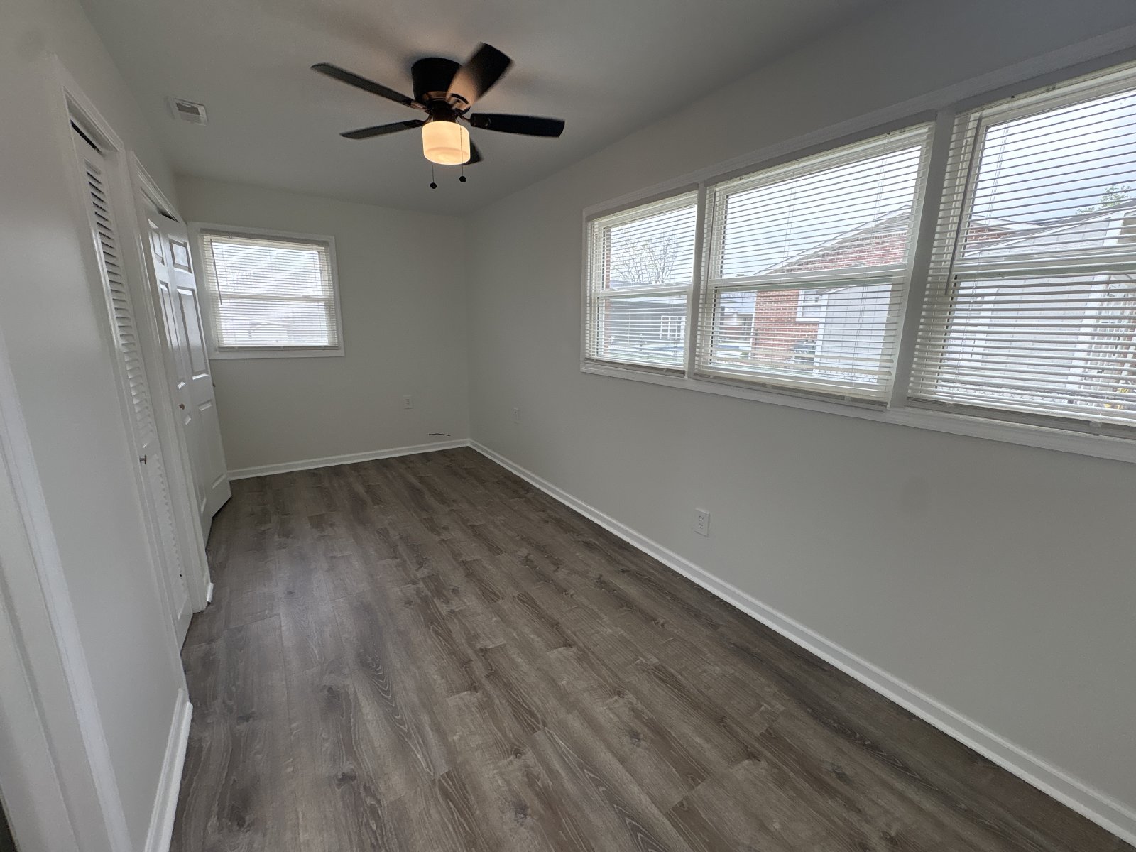 Freshly Renovated 2 Bedroom Duplex in Decherd! property image