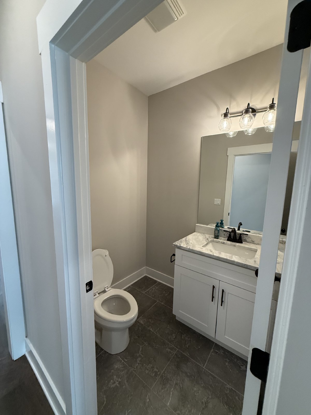 Beautiful New Build 4 Bed, 2.5 Bath, 2 Car Garage - Community Pool & Walking Trail! property image
