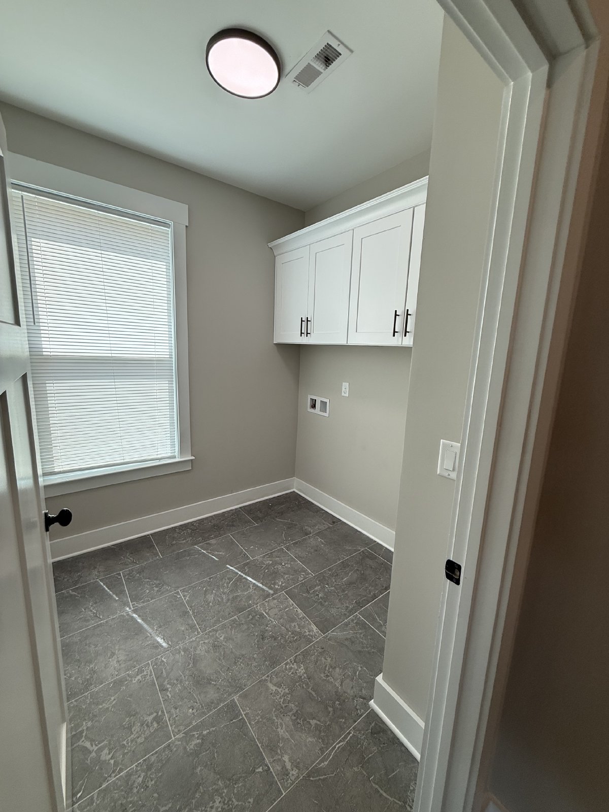 Beautiful New Build 4 Bed, 2.5 Bath, 2 Car Garage - Community Pool & Walking Trail! property image