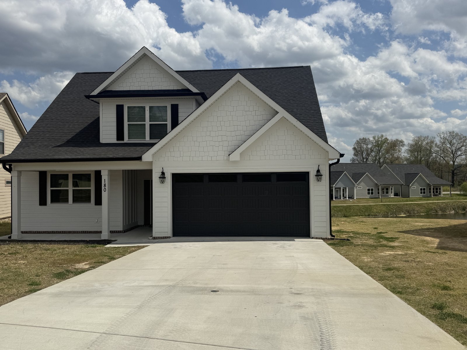 Beautiful New Build 4 Bed, 2.5 Bath, 2 Car Garage - Community Pool & Walking Trail! property image