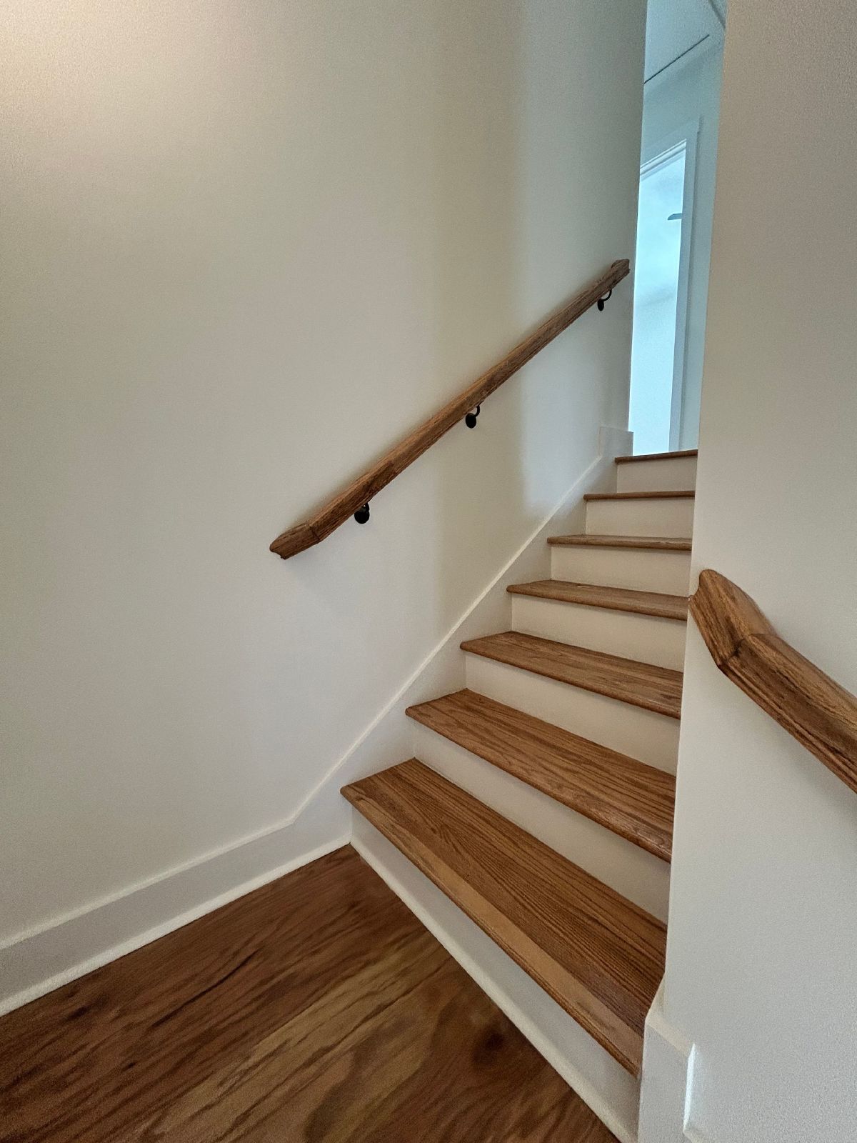 BRAND NEW Charming 3 Beds, 2.5 Baths in Hixson! property image
