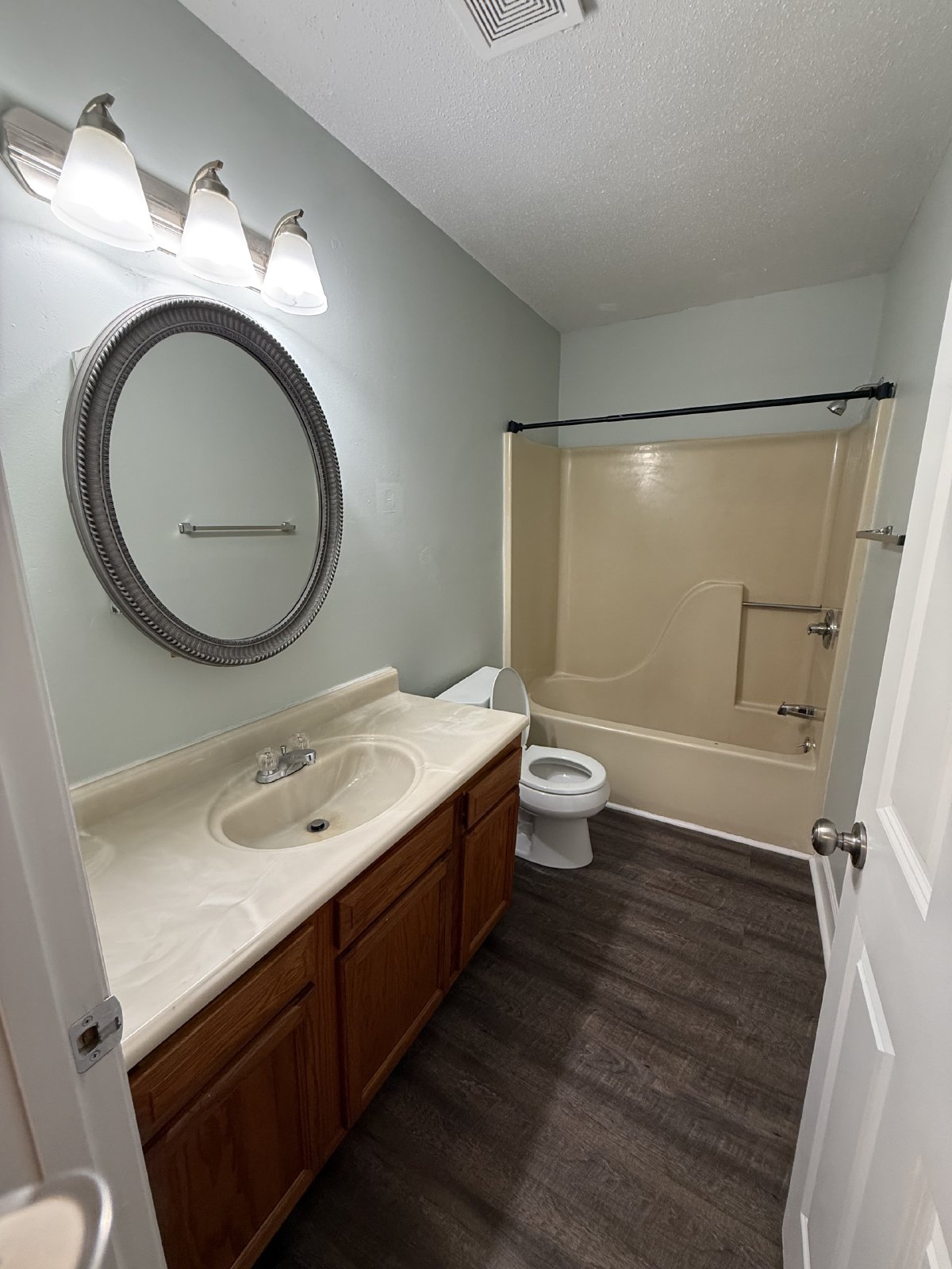 413 Booth Rd Chattanooga 2 spacious bedrooms 1 full bathroom property image