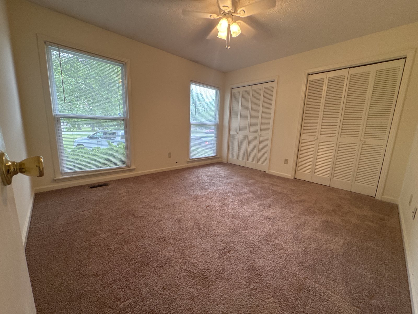 Spacious 3 Bed / 2 Bath Duplex in Lebanon – Comfortable Living with Convenient Location property image
