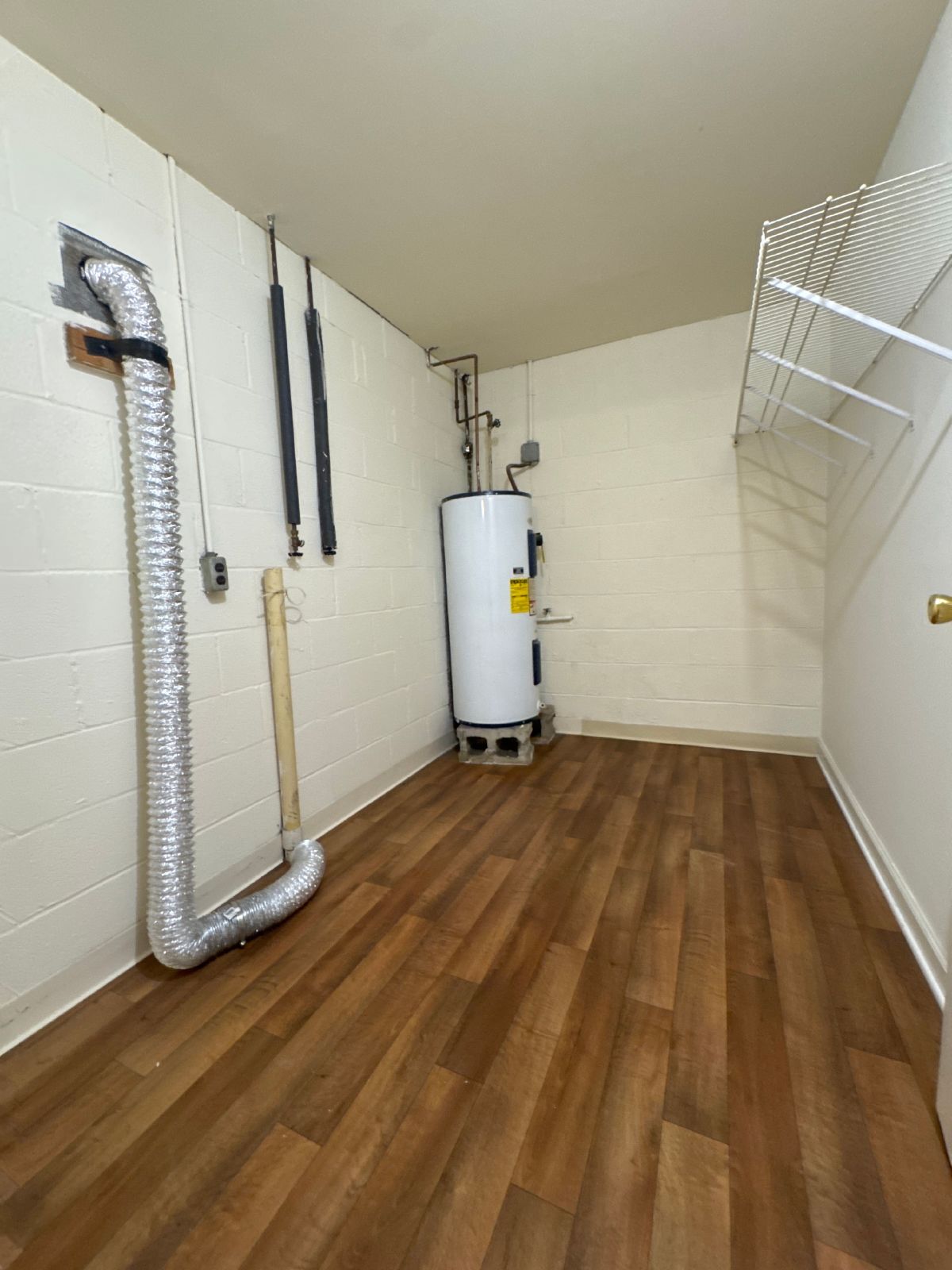 Spacious 3 Bed / 2 Bath Duplex in Lebanon – Comfortable Living with Convenient Location property image