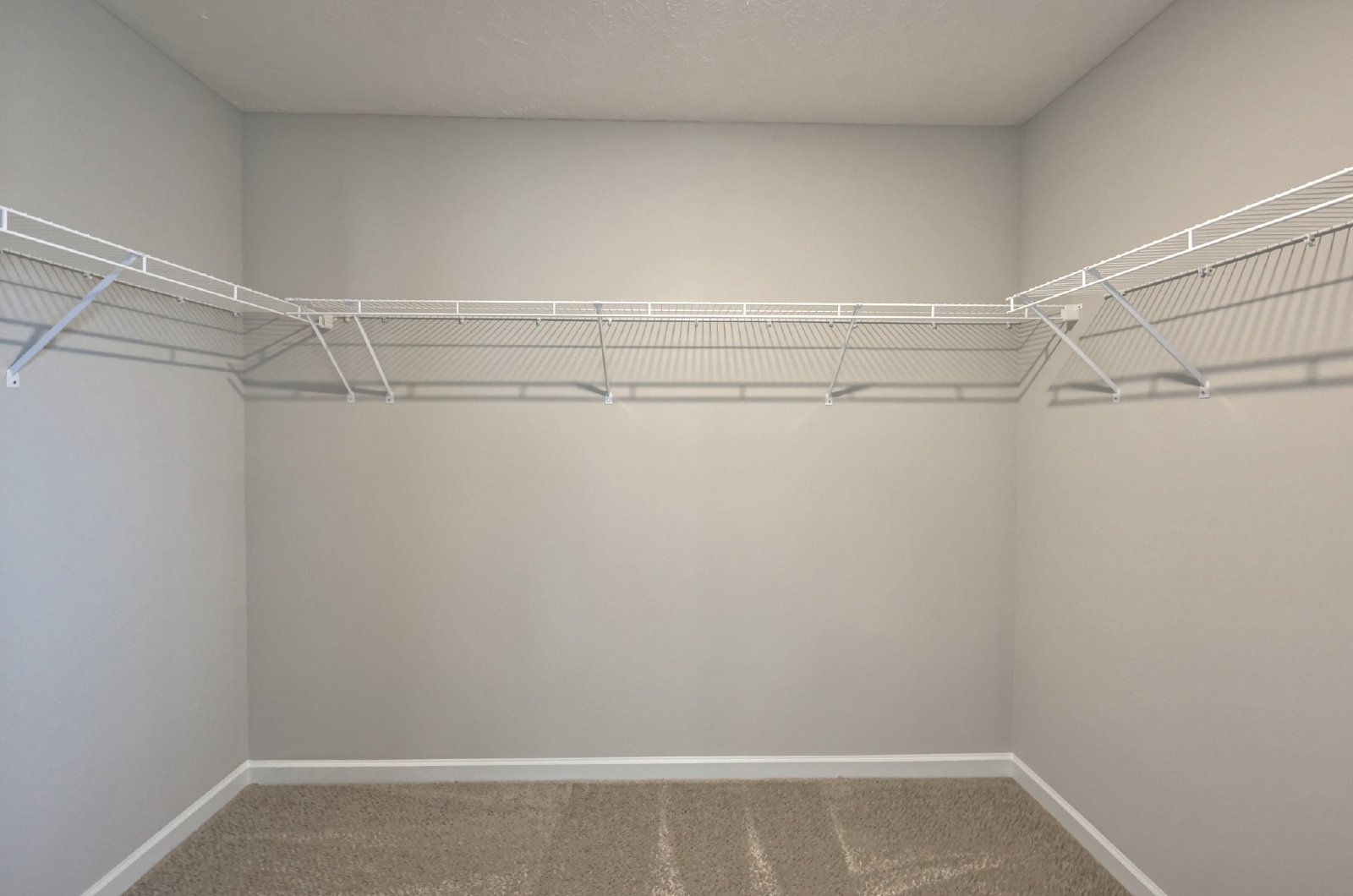 Brand New Luxury Townhome! 3 BR, 2.5 BA, 2 Car Garage, Pool, Dog Park, and More! property image