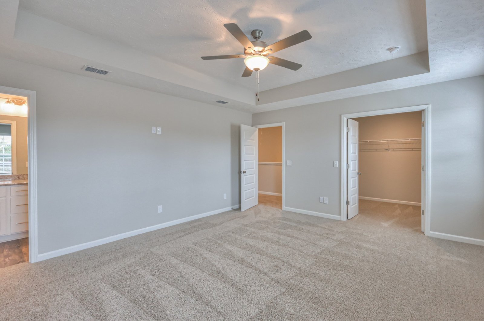Brand New Luxury Townhome! 3 BR, 2.5 BA, 2 Car Garage, Pool, Dog Park, and More! property image