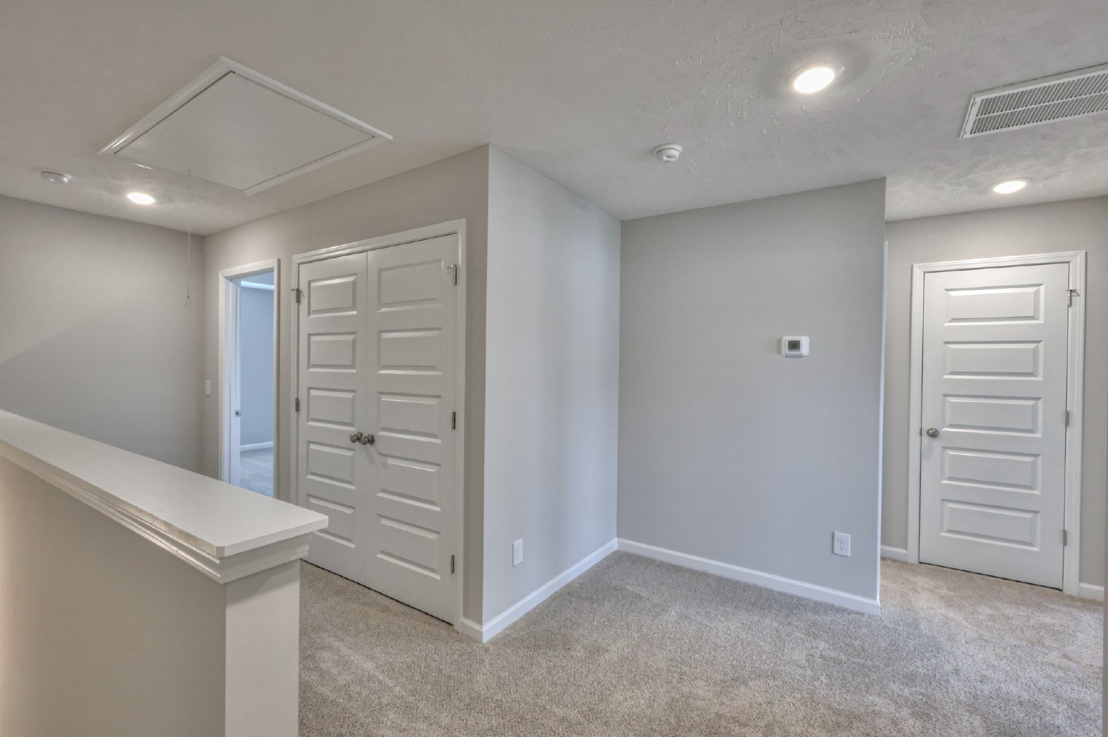 Brand New Luxury Townhome! 3 BR, 2.5 BA, 2 Car Garage, Pool, Dog Park, and More! property image
