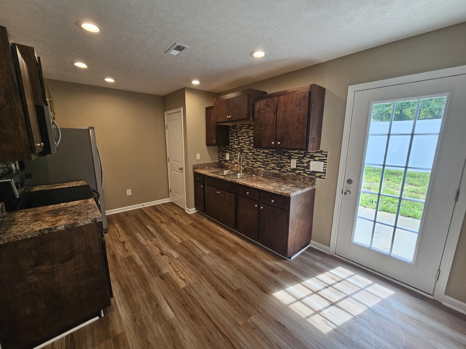 Modern Townhome in Tullahoma.... property image