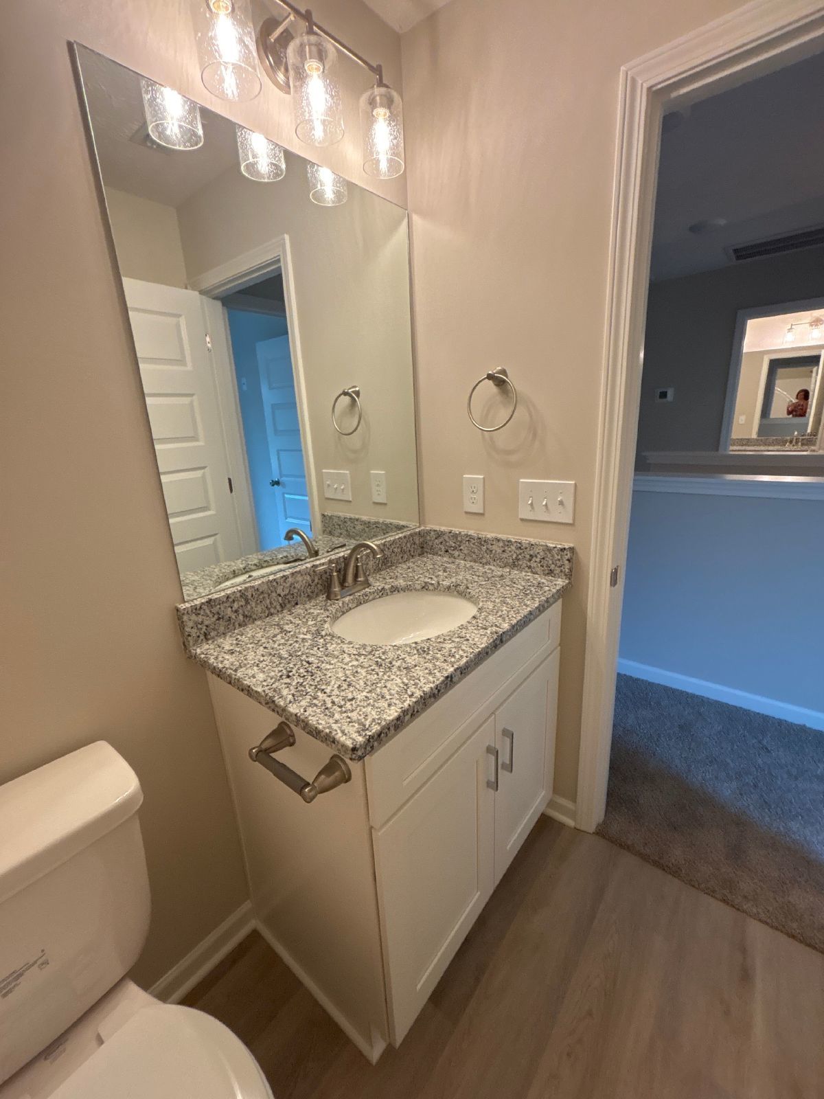 1/2 OFF MOVE IN SPECIAL! 4 Bedroom Townhome in Shelbyville! property image