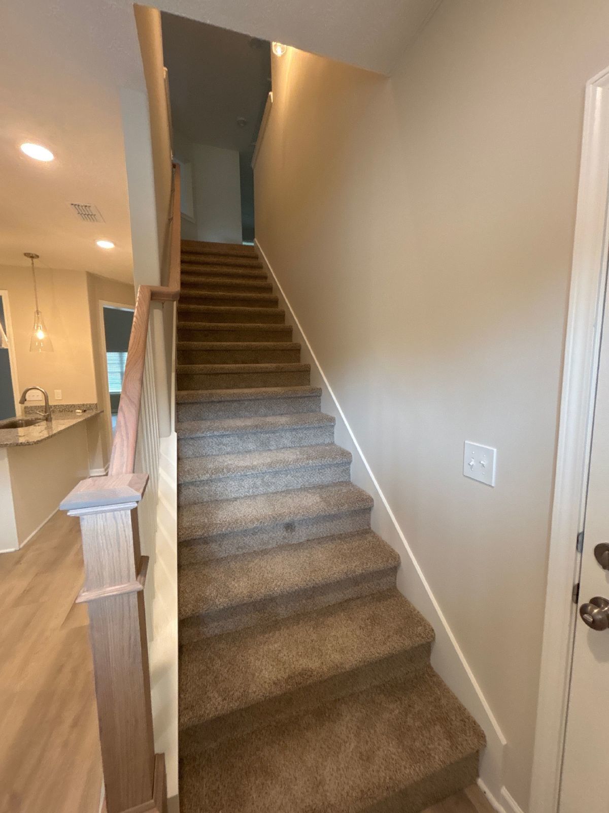 1/2 OFF MOVE IN SPECIAL! 4 Bedroom Townhome in Shelbyville! property image
